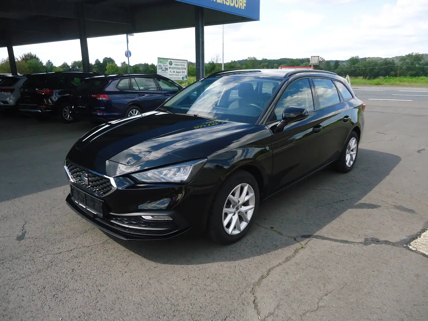 SEAT Leon SP Kombi Style 1.0 TSI 110 PS**44.000KM**1.Bes Schwarz - 2