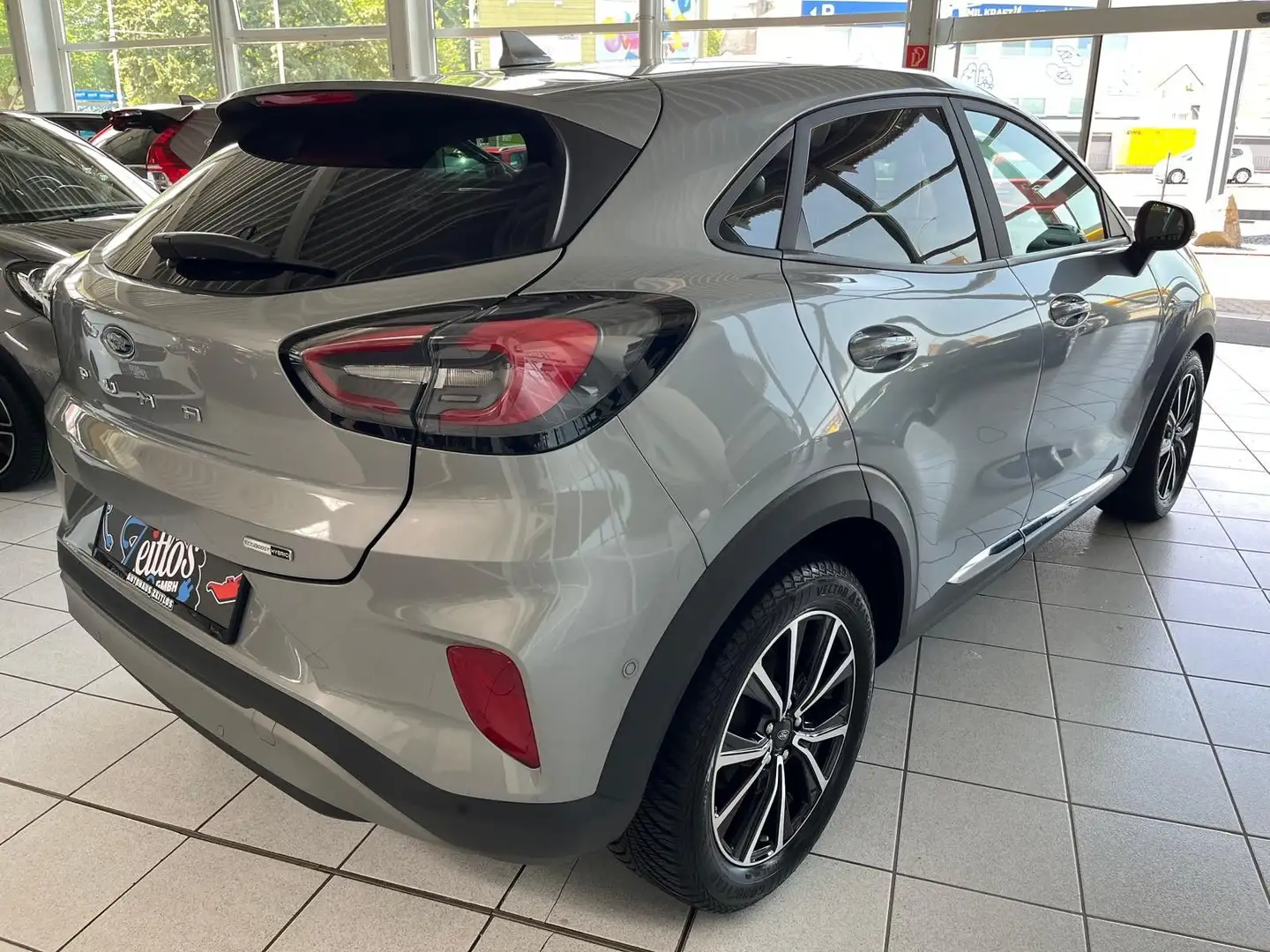 Ford Puma Titanium X *Navi*LED*SHZ*LHZ*CarPlay*PDC* Gris - 2