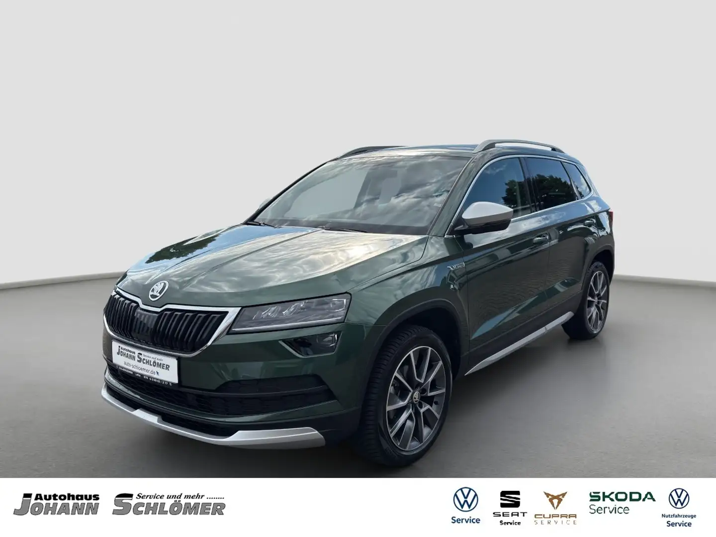 Skoda Karoq 1.5 TSI DSG Scout Navi Pano KAMERA LED NAVI TEMPOM Vert - 1