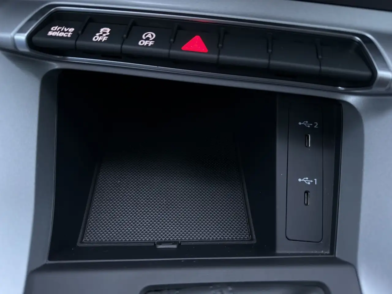 Audi Q3 35 TFSI S tronic advanced AHK+STANDHZG+LED 17