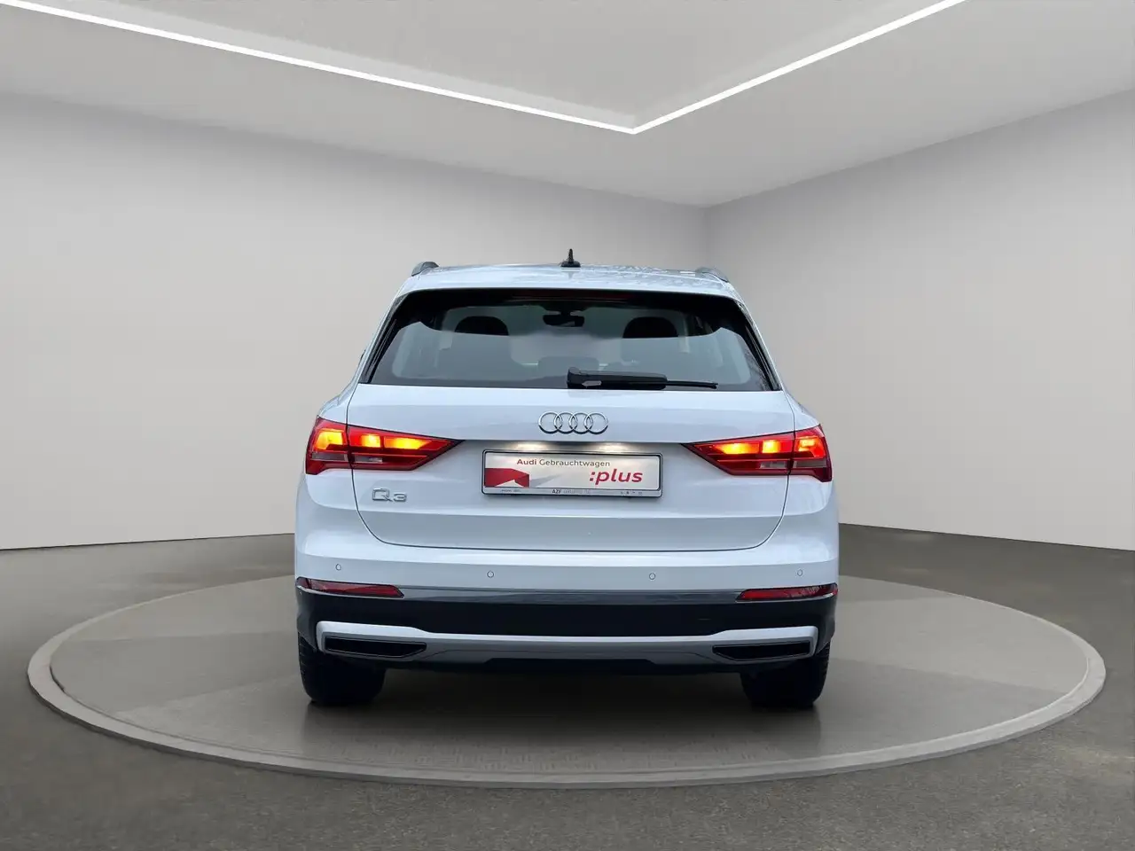 Audi Q3 35 TFSI S tronic advanced AHK+STANDHZG+LED 7