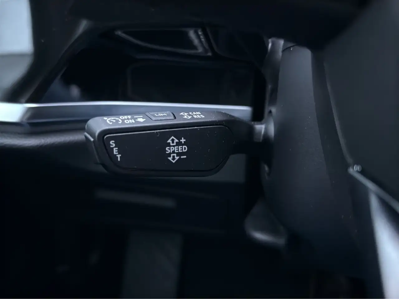 Audi Q3 35 TFSI S tronic advanced AHK+STANDHZG+LED 18