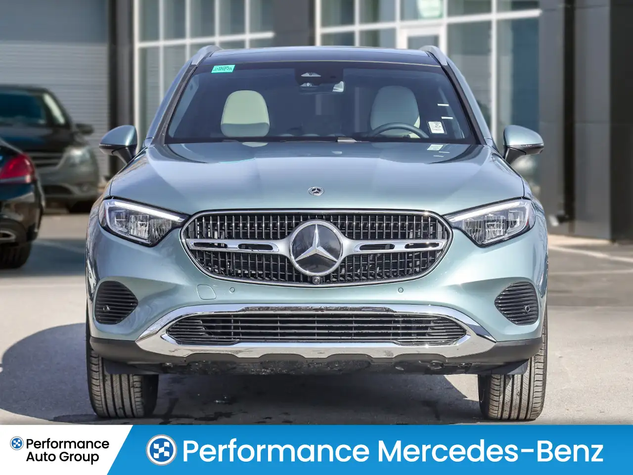 Mercedes-Benz GLC снимка Mercedes-Benz GLC