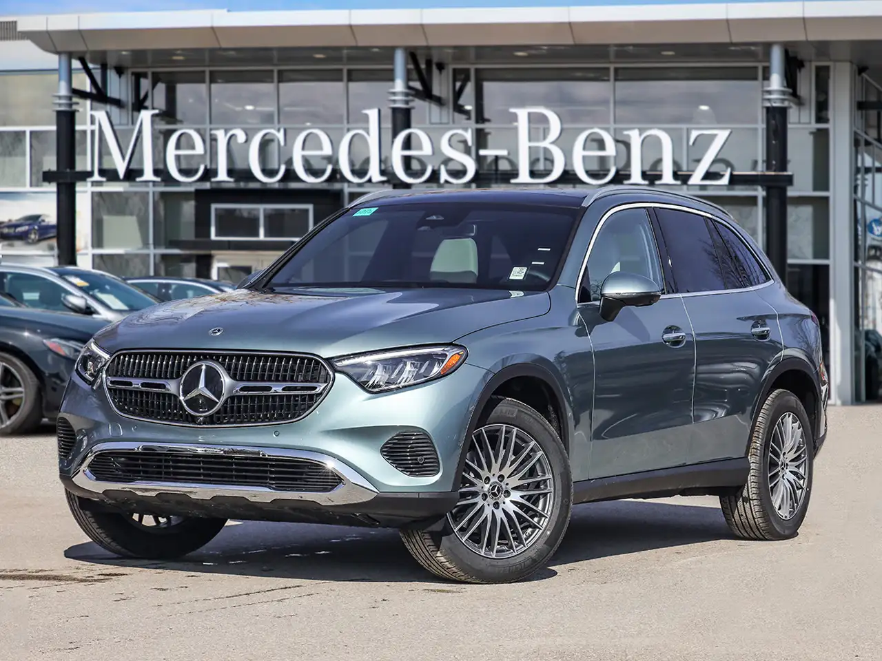 Mercedes-Benz GLC снимка Mercedes-Benz GLC