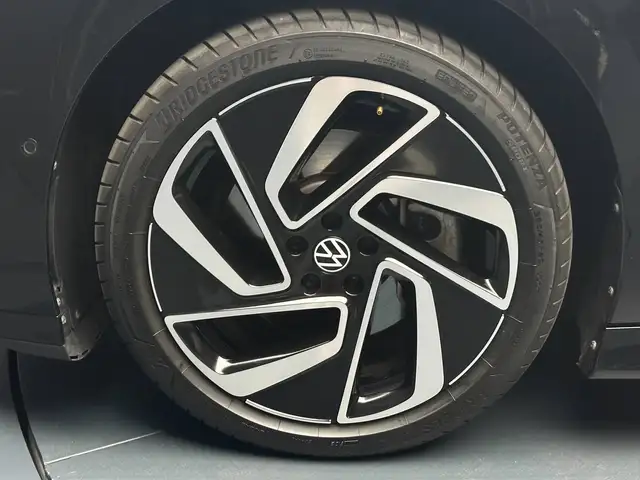 Volkswagen Id.7 view 9