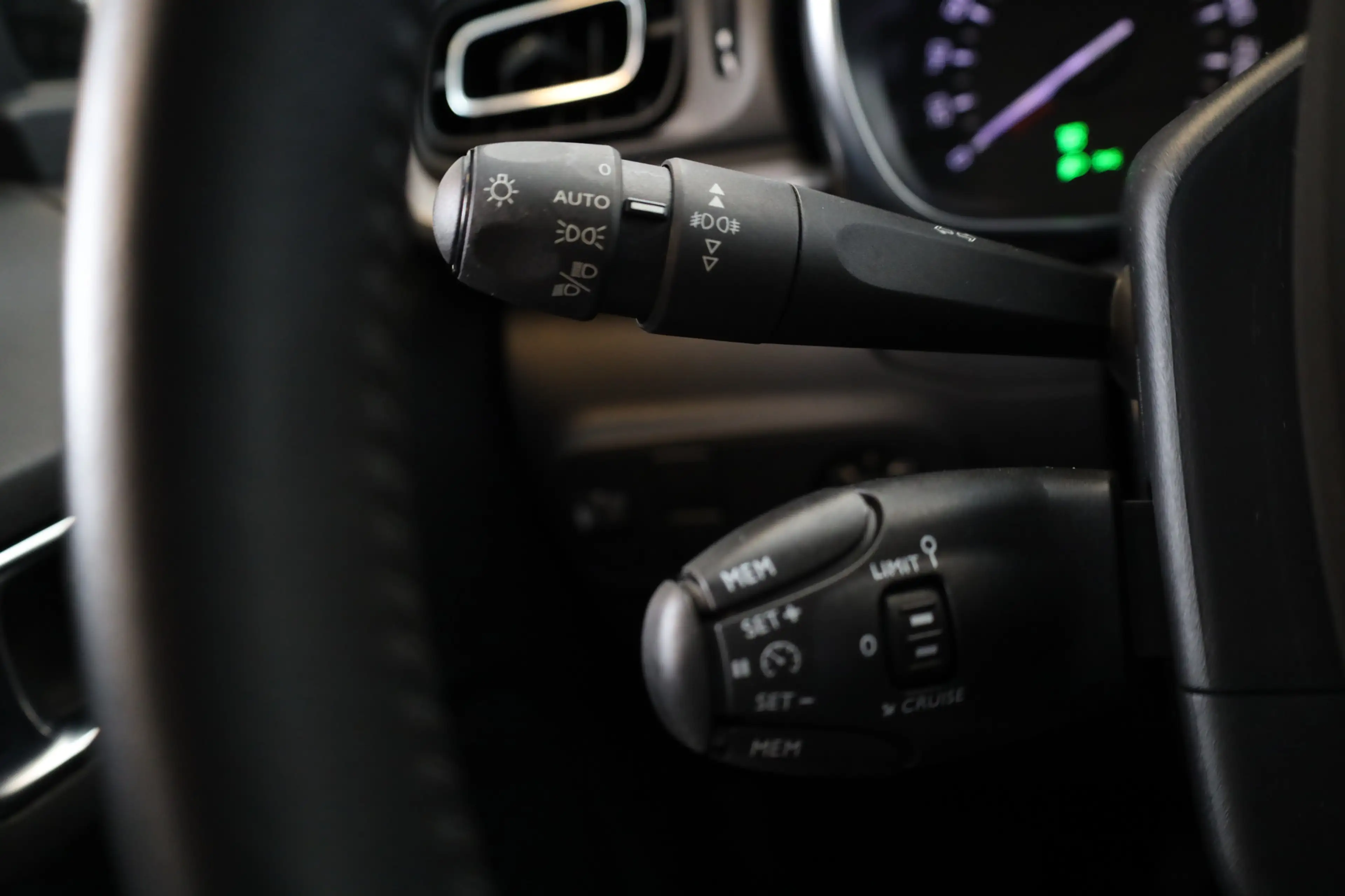 Citroen C3 PT 83 Shine Keyless | Sensoren v+a | Camera | Stoe — photo 20