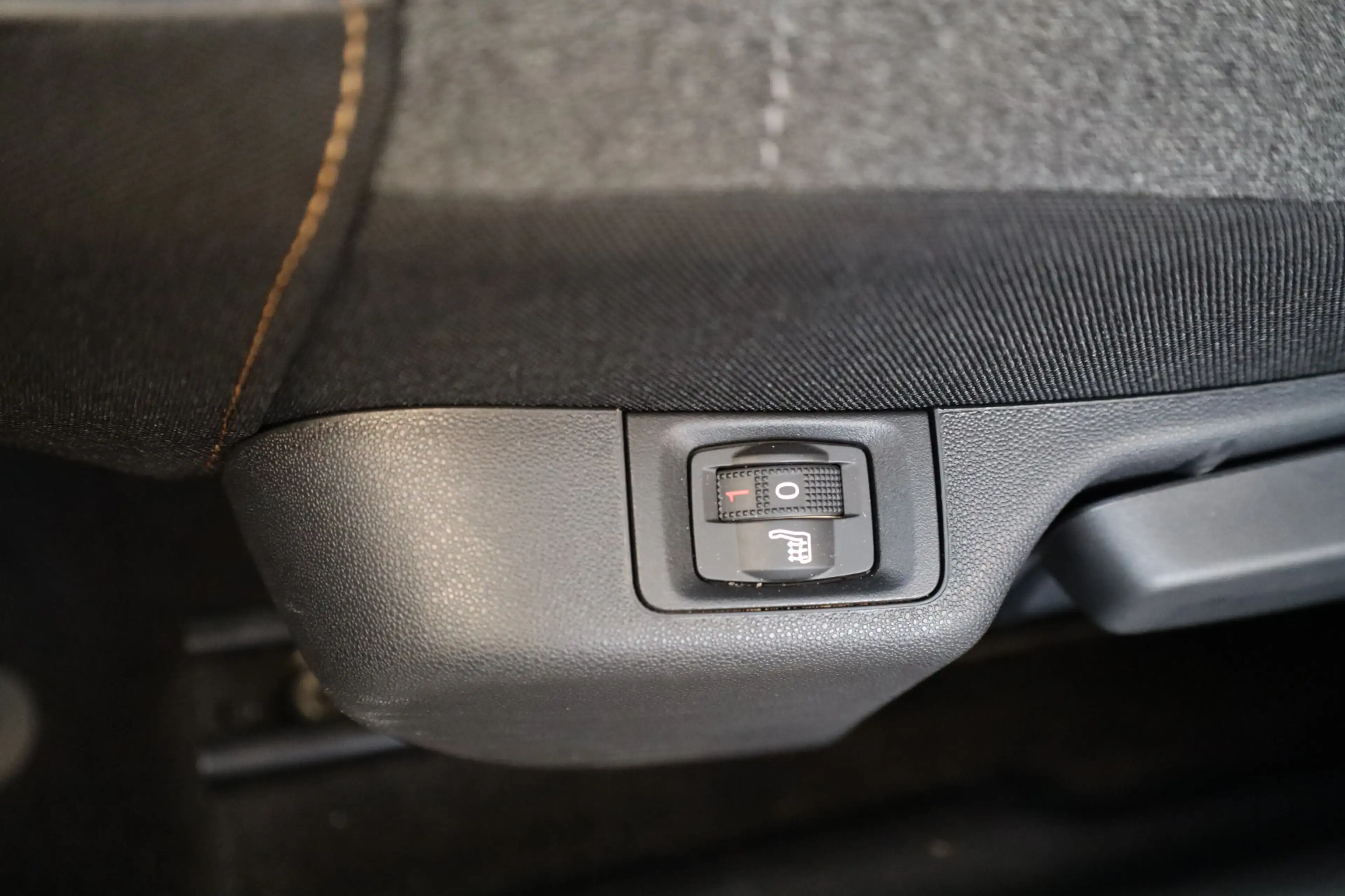 Citroen C3 PT 83 Shine Keyless | Sensoren v+a | Camera | Stoe — photo 17