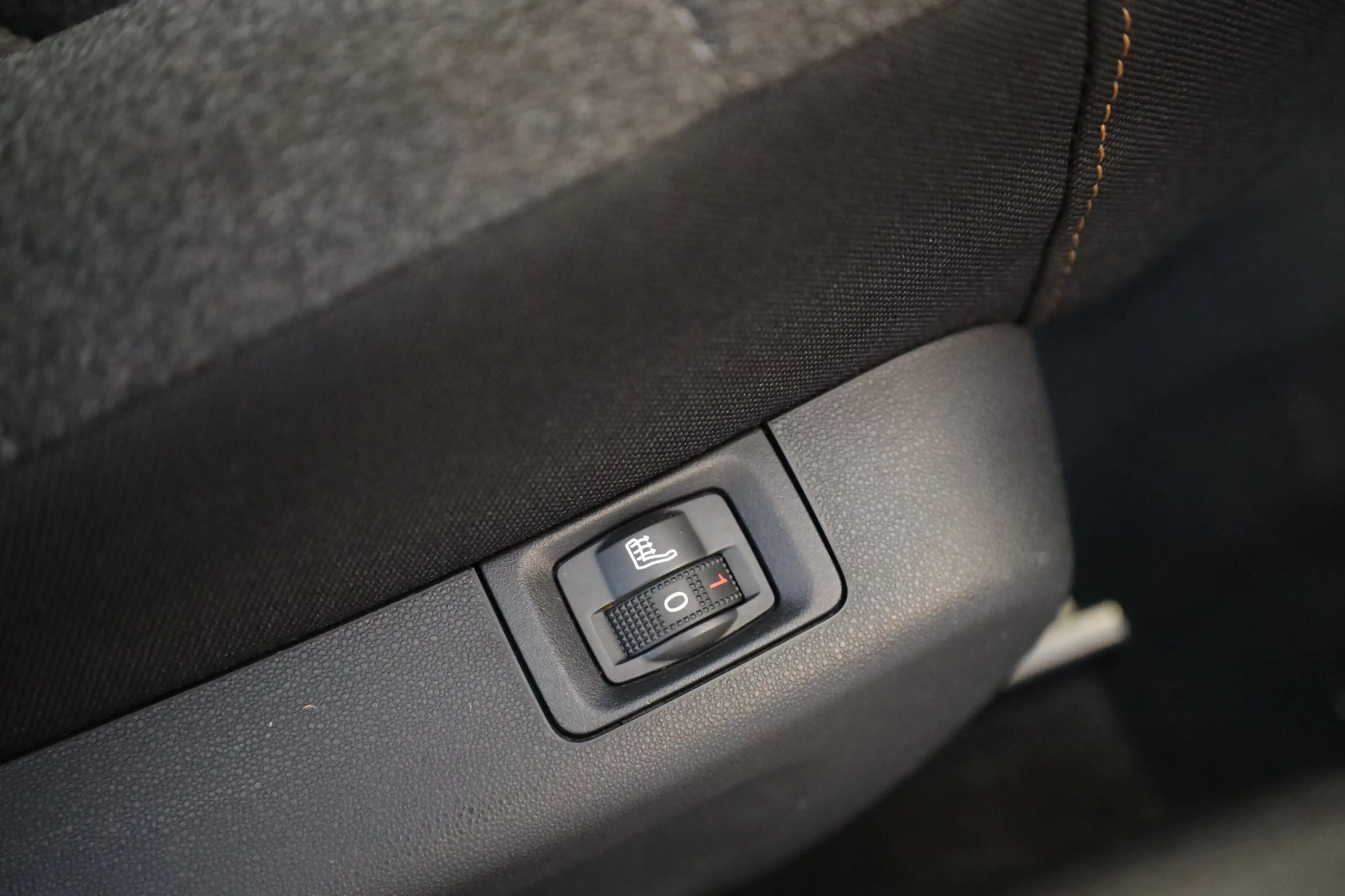 Citroen C3 PT 83 Shine Keyless | Sensoren v+a | Camera | Stoe — photo 6