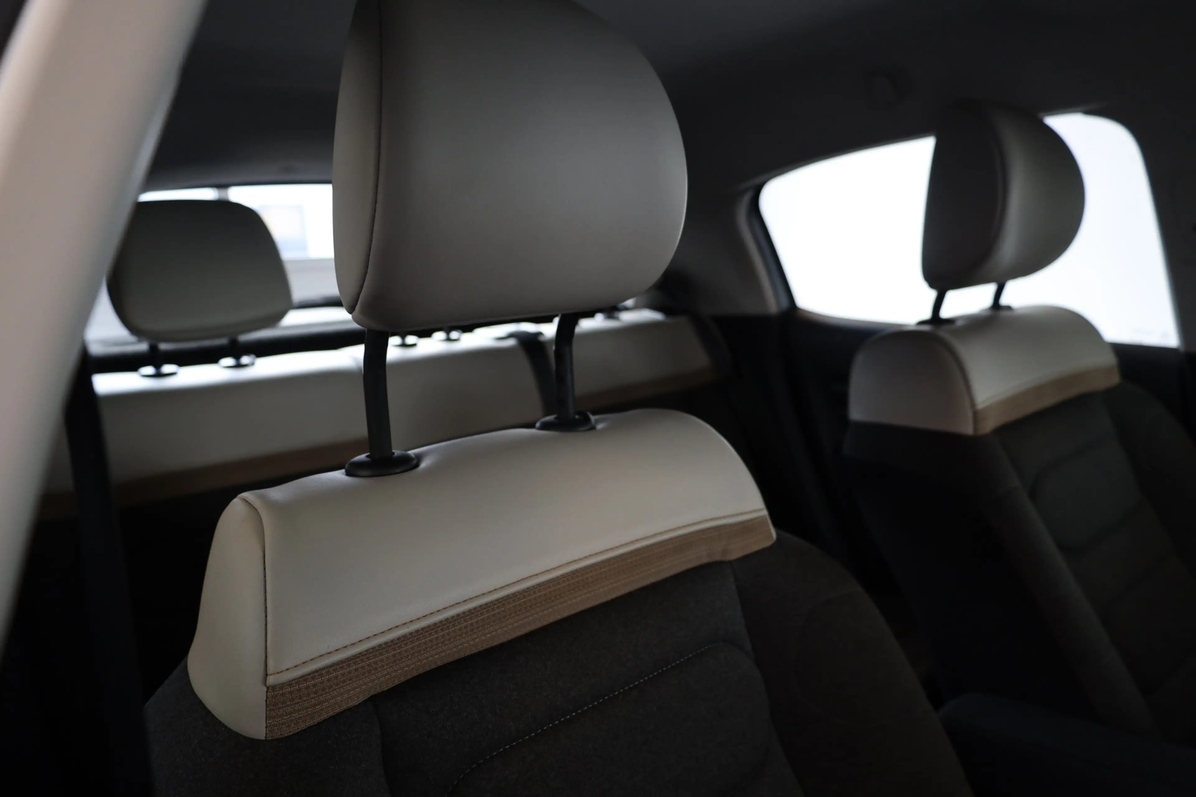 Citroen C3 PT 83 Shine Keyless | Sensoren v+a | Camera | Stoe — photo 7