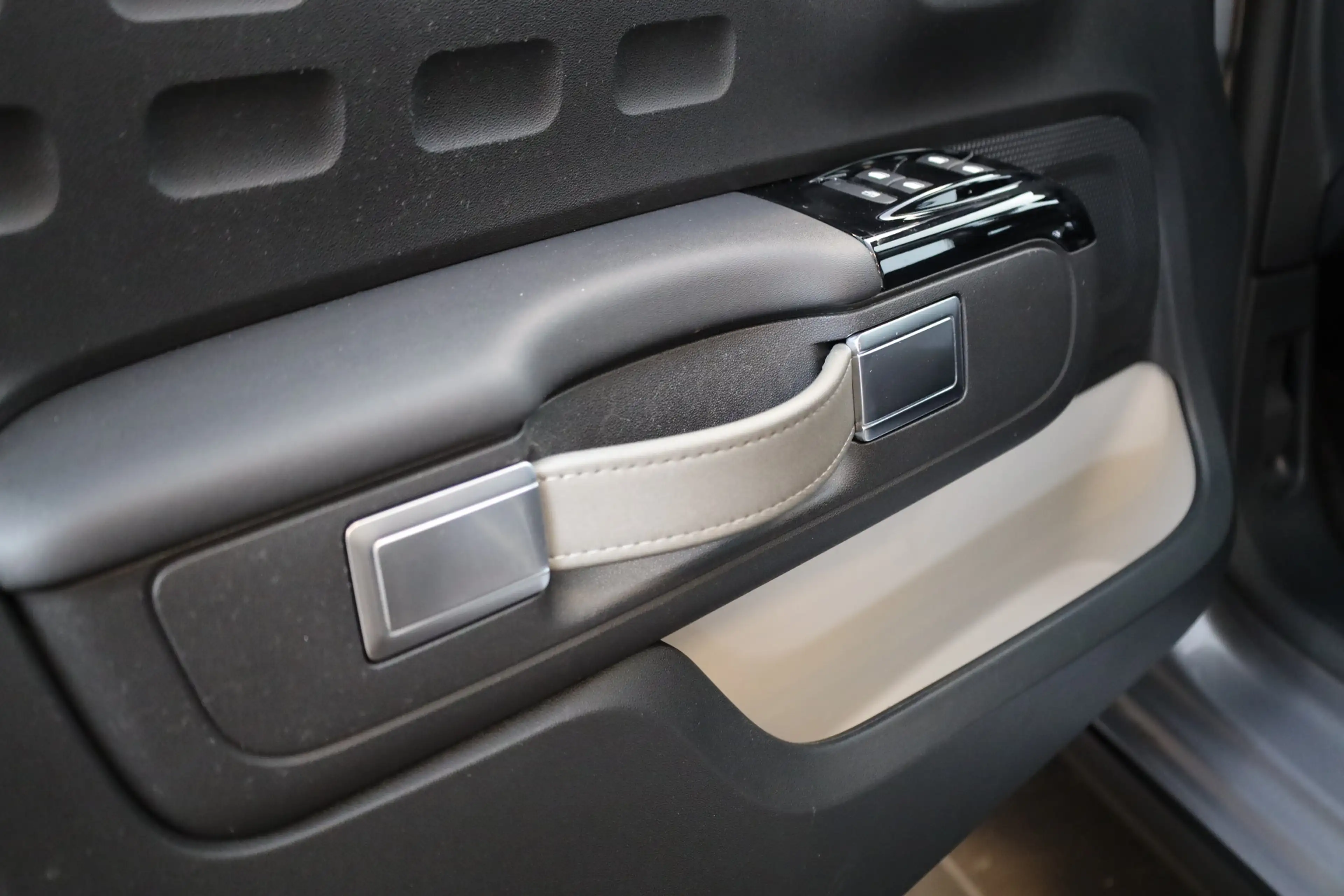 Citroen C3 PT 83 Shine Keyless | Sensoren v+a | Camera | Stoe — photo 16