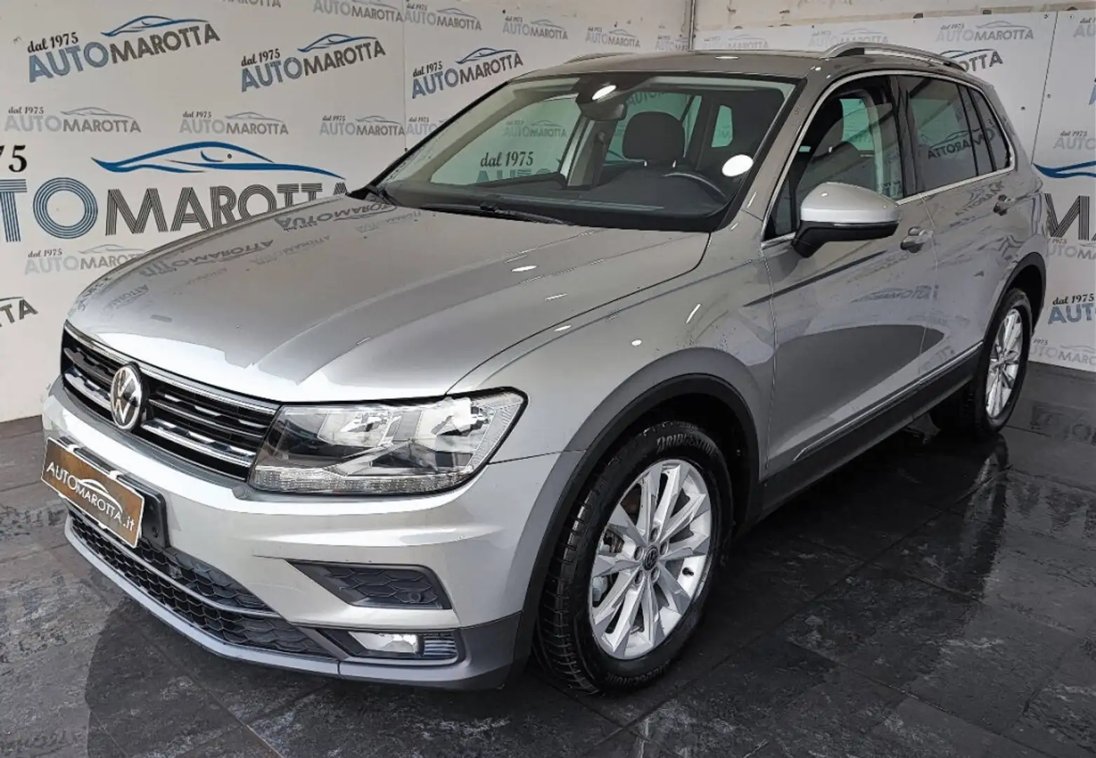 Volkswagen Tiguan 1.6 tdi Business 115cv Bianco - 1