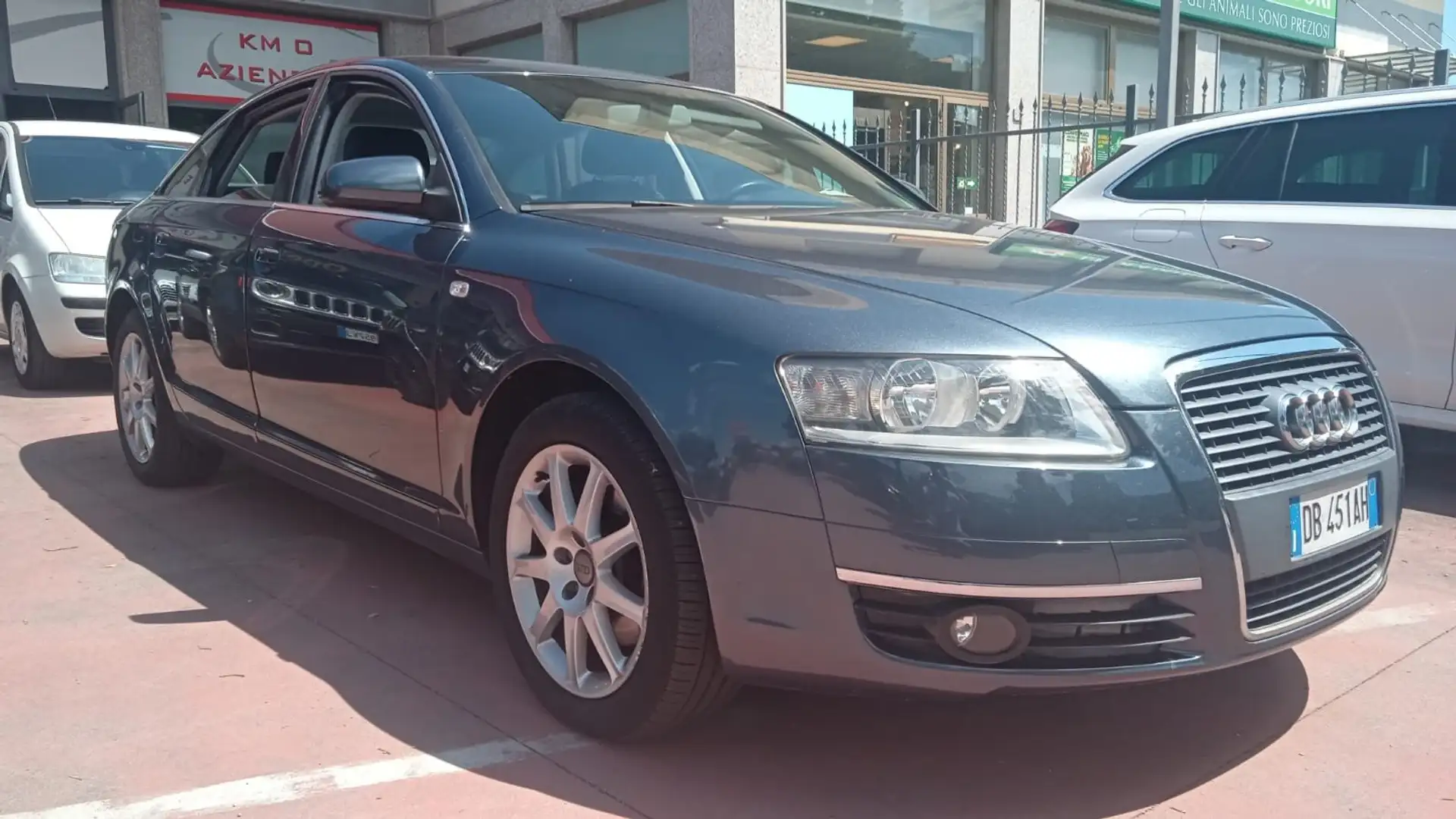 Audi A6 2.7 V6 tdi Grau - 2