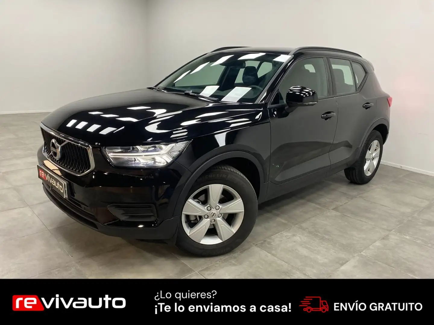 Volvo XC40 T2 Momentum Core Aut. Noir - 2