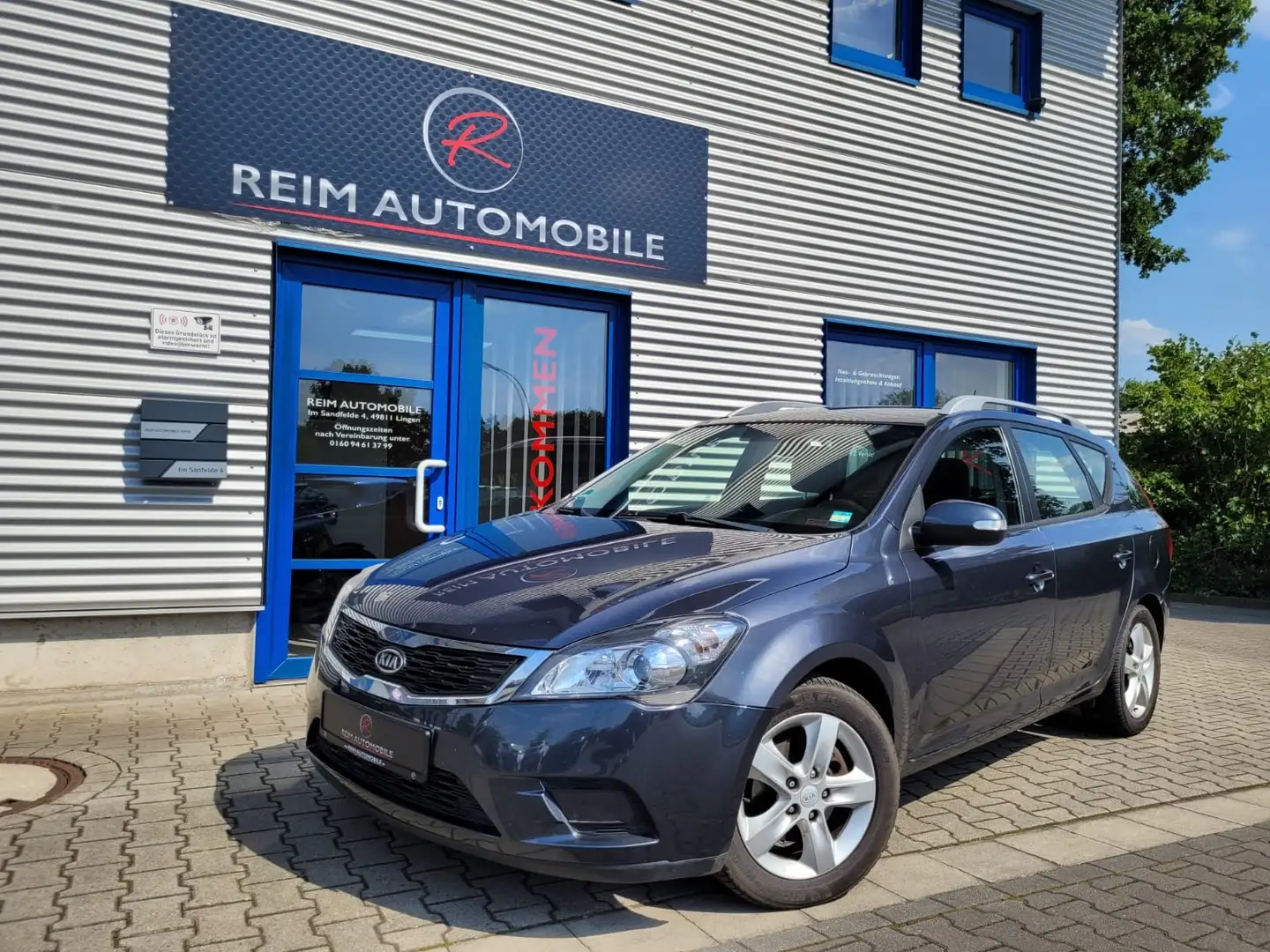 Kia Ceed SW / cee'd SW Spirit 1.6 CRDI *SHZ*KLIMA*ALU* Grau - 1