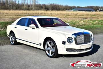 Speed sedan 6.75L V8