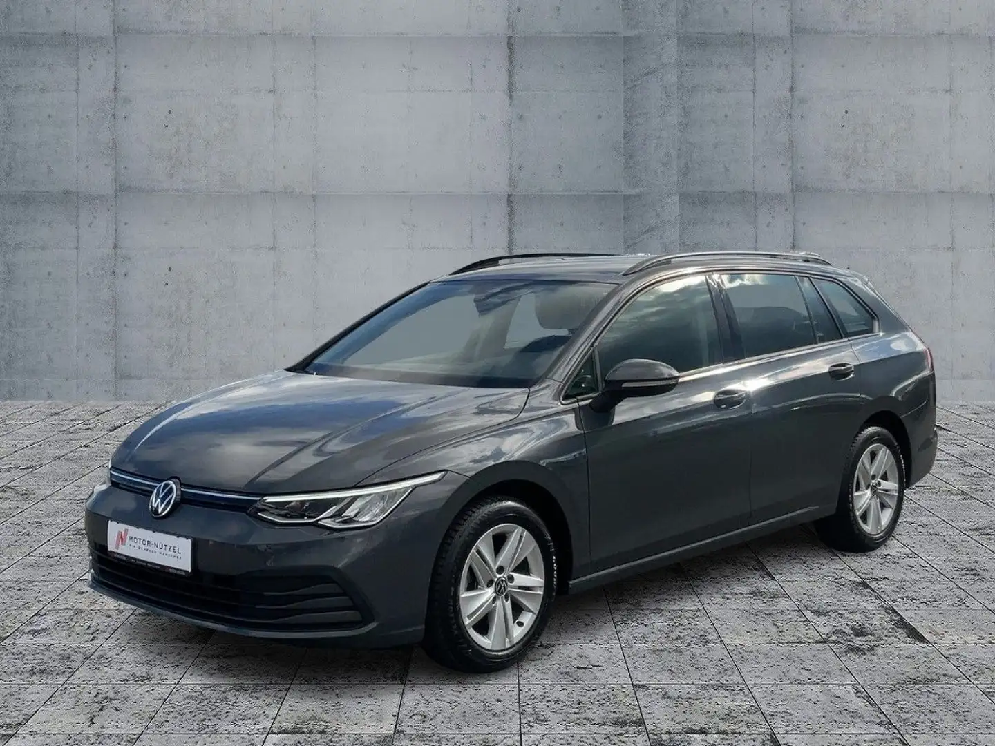 Volkswagen Golf VIII Variiant 1.5 eTSI DSG LIFE LED+NAV+ACC Grau - 2