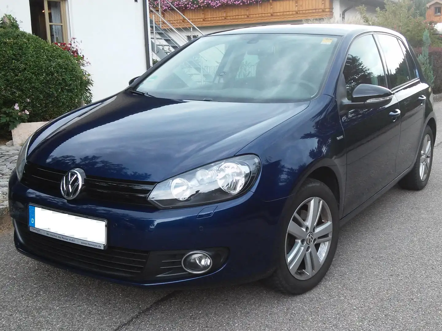 Volkswagen Golf Golf VI 5-Türer 1.4 MATCH Blau - 1