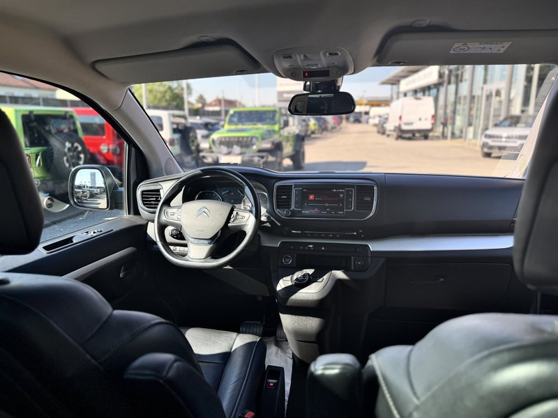 Citroen Jumpy Spacetourer — photo 11