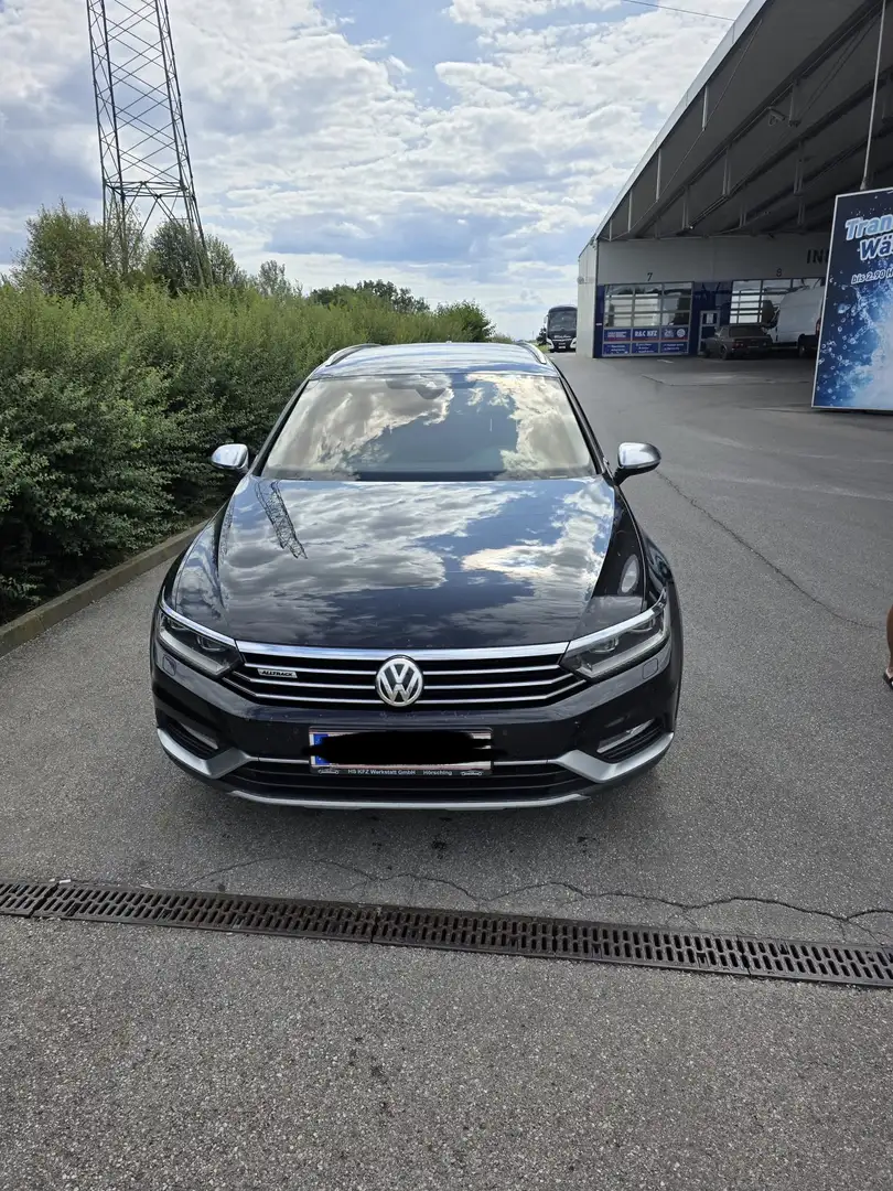 Volkswagen Passat Alltrack Passat Alltrack BMT 2,0 TDI SCR 4Motion DSG Schwarz - 1