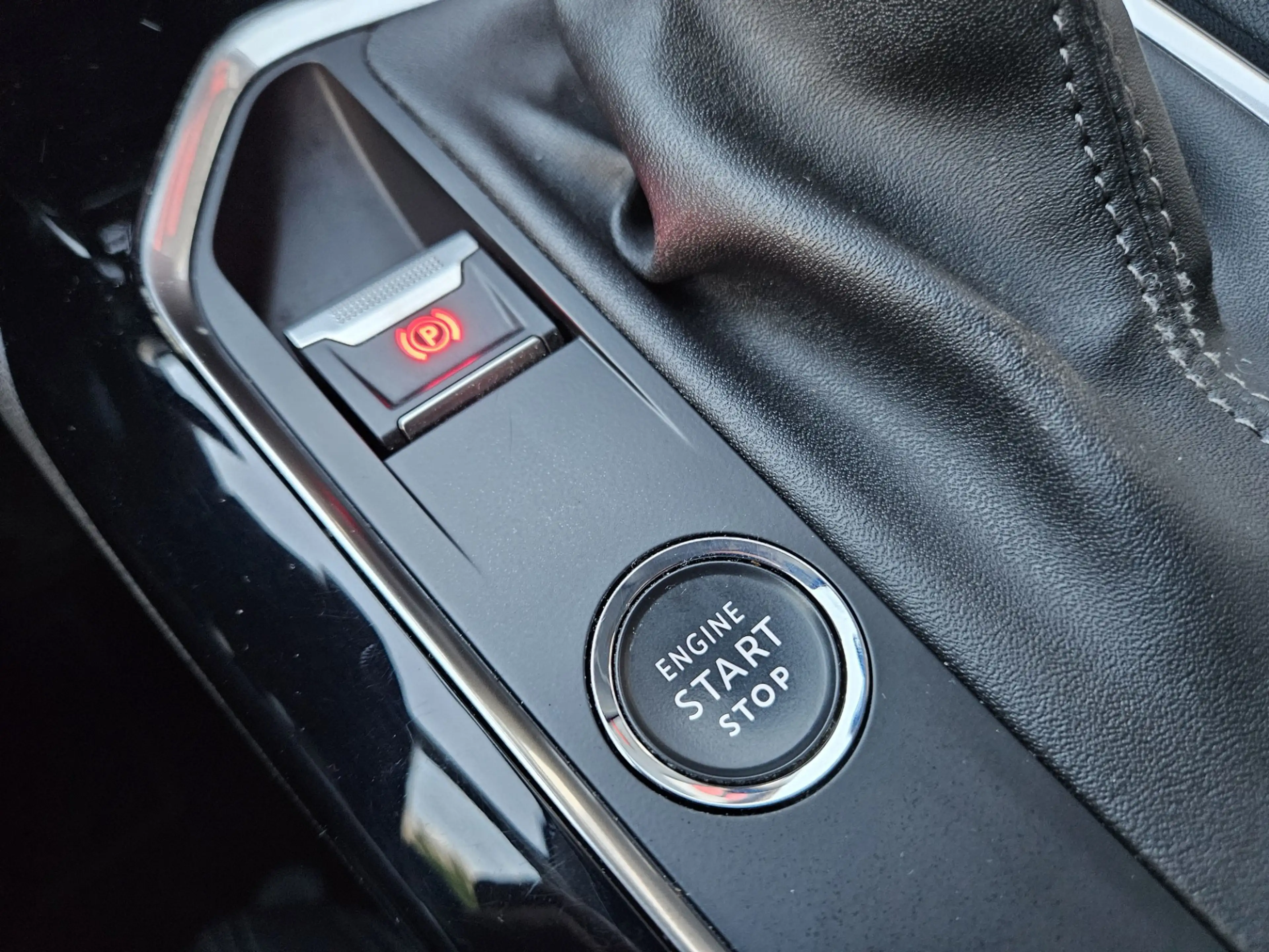 Peugeot 5008 1.2 PureTech Crossway 7-Zitplaatsen! Camera! Carpl — photo 26