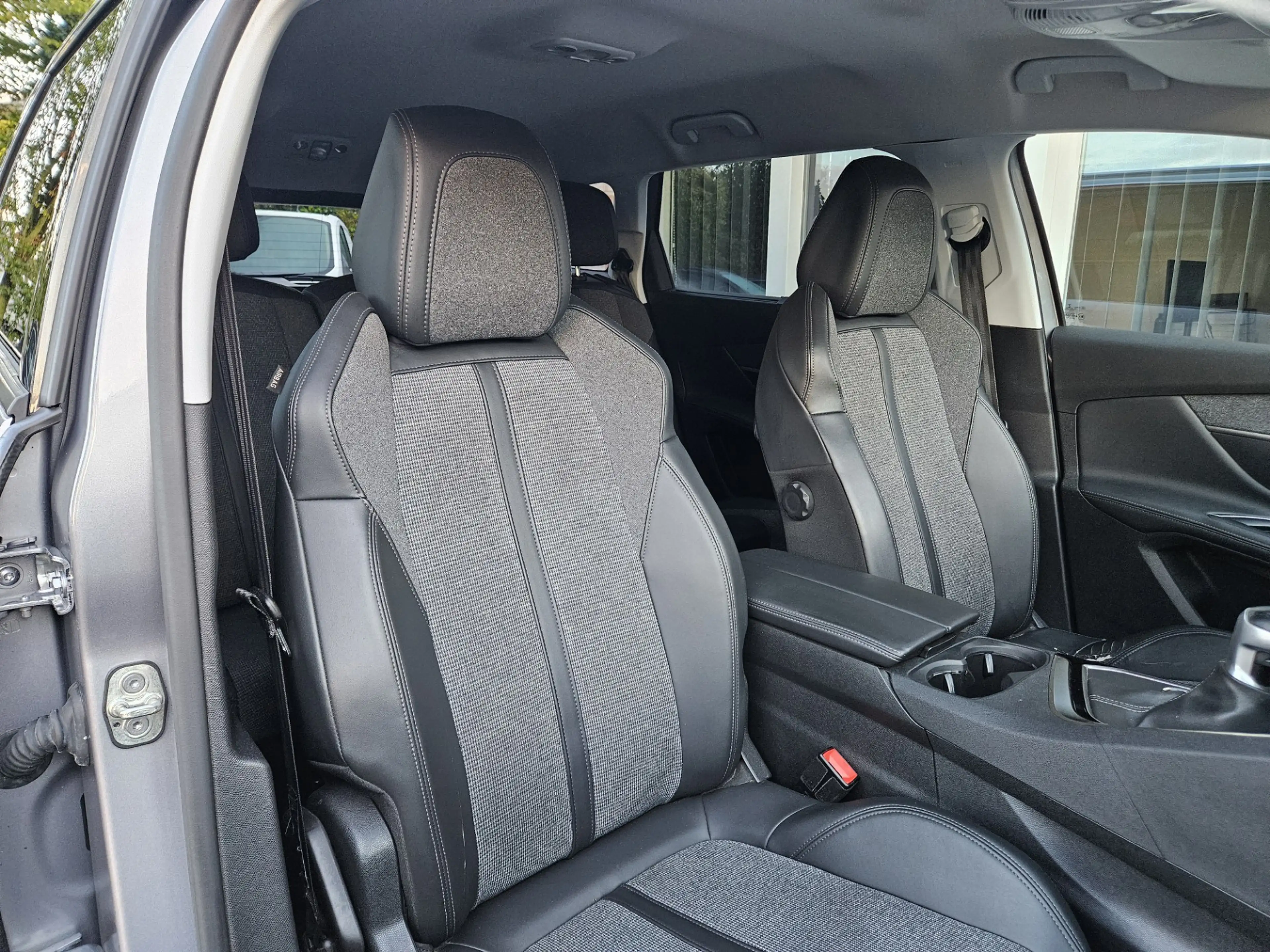 Peugeot 5008 1.2 PureTech Crossway 7-Zitplaatsen! Camera! Carpl — photo 36