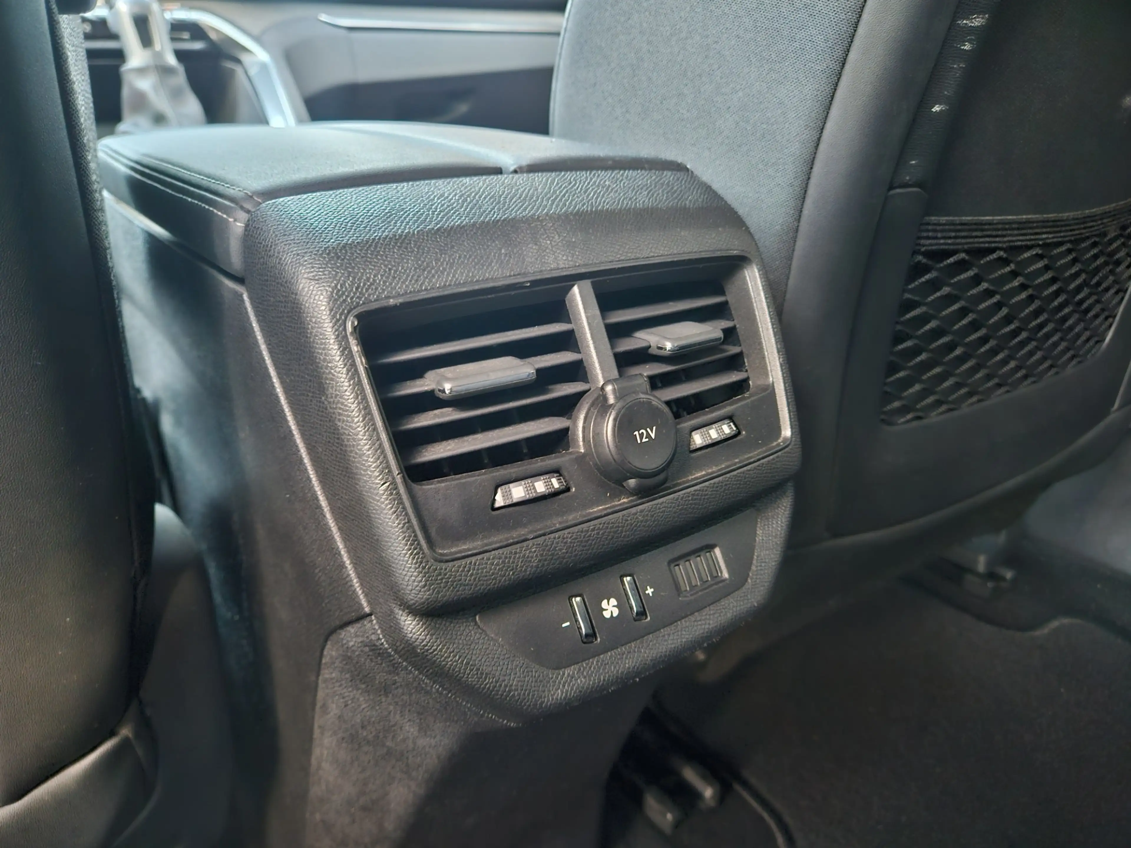 Peugeot 5008 1.2 PureTech Crossway 7-Zitplaatsen! Camera! Carpl — photo 21