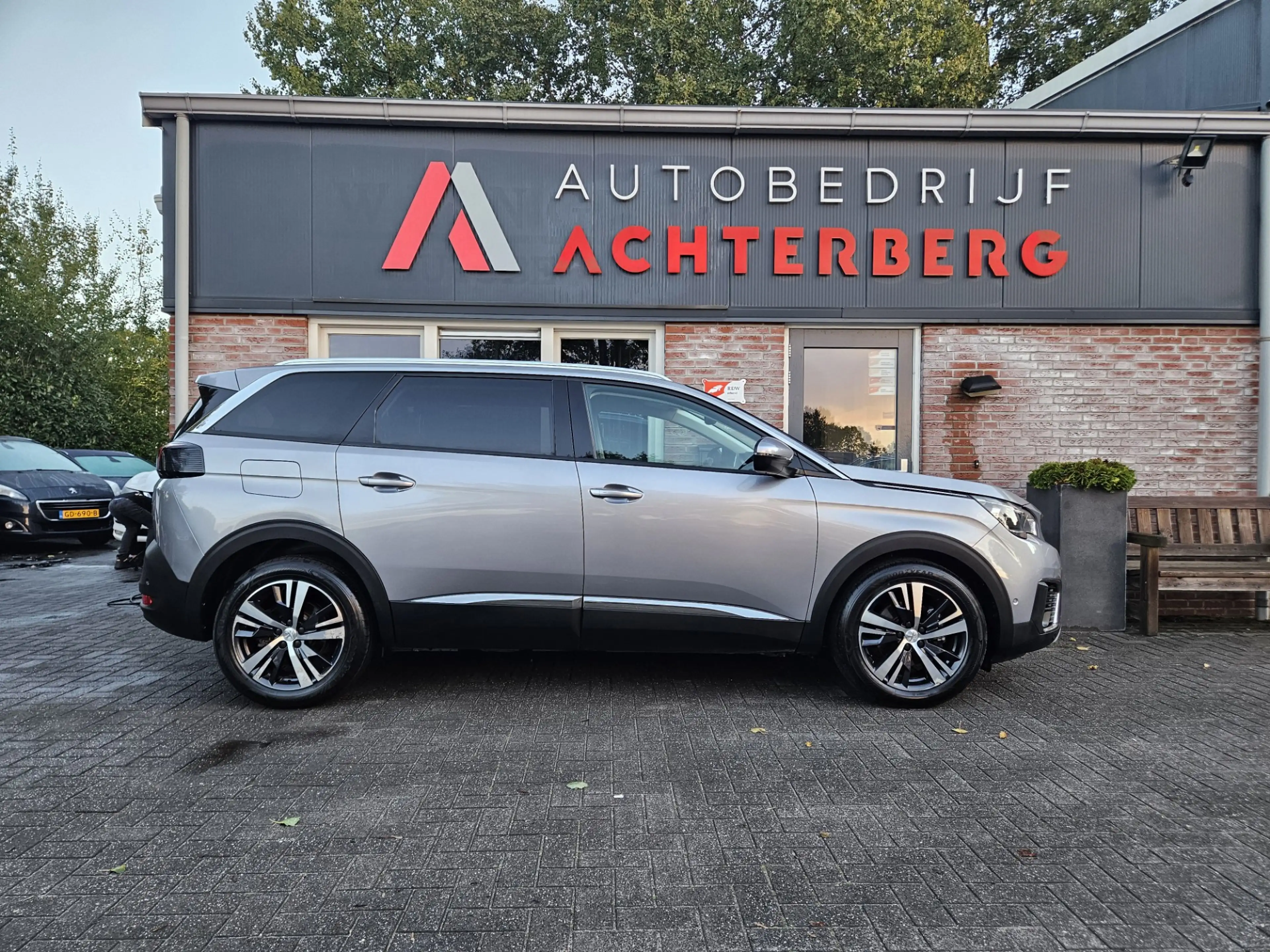 Peugeot 5008 1.2 PureTech Crossway 7-Zitplaatsen! Camera! Carpl — photo 41
