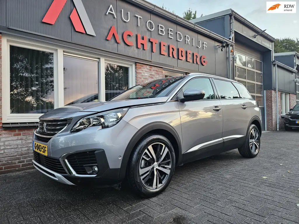 Peugeot 5008 2019 из Европы — купить под ключ