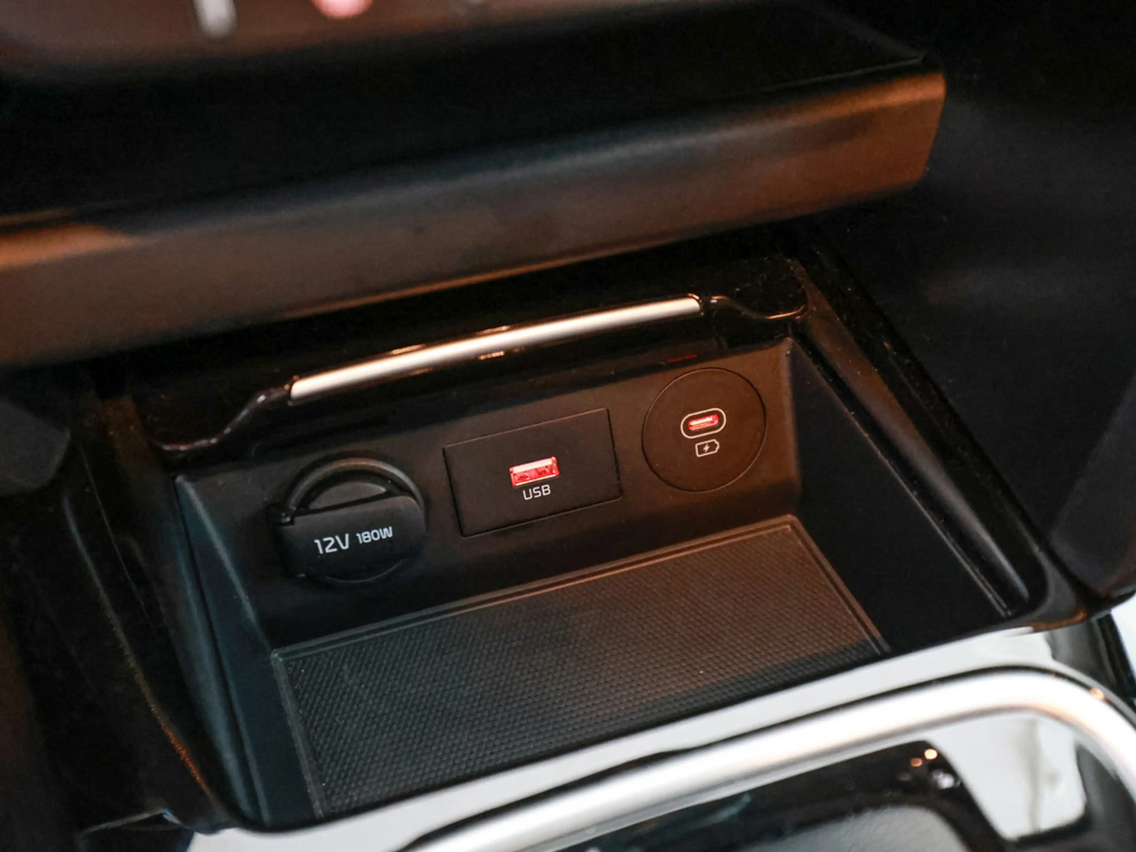 Kia Ceed / cee'd — photo 12