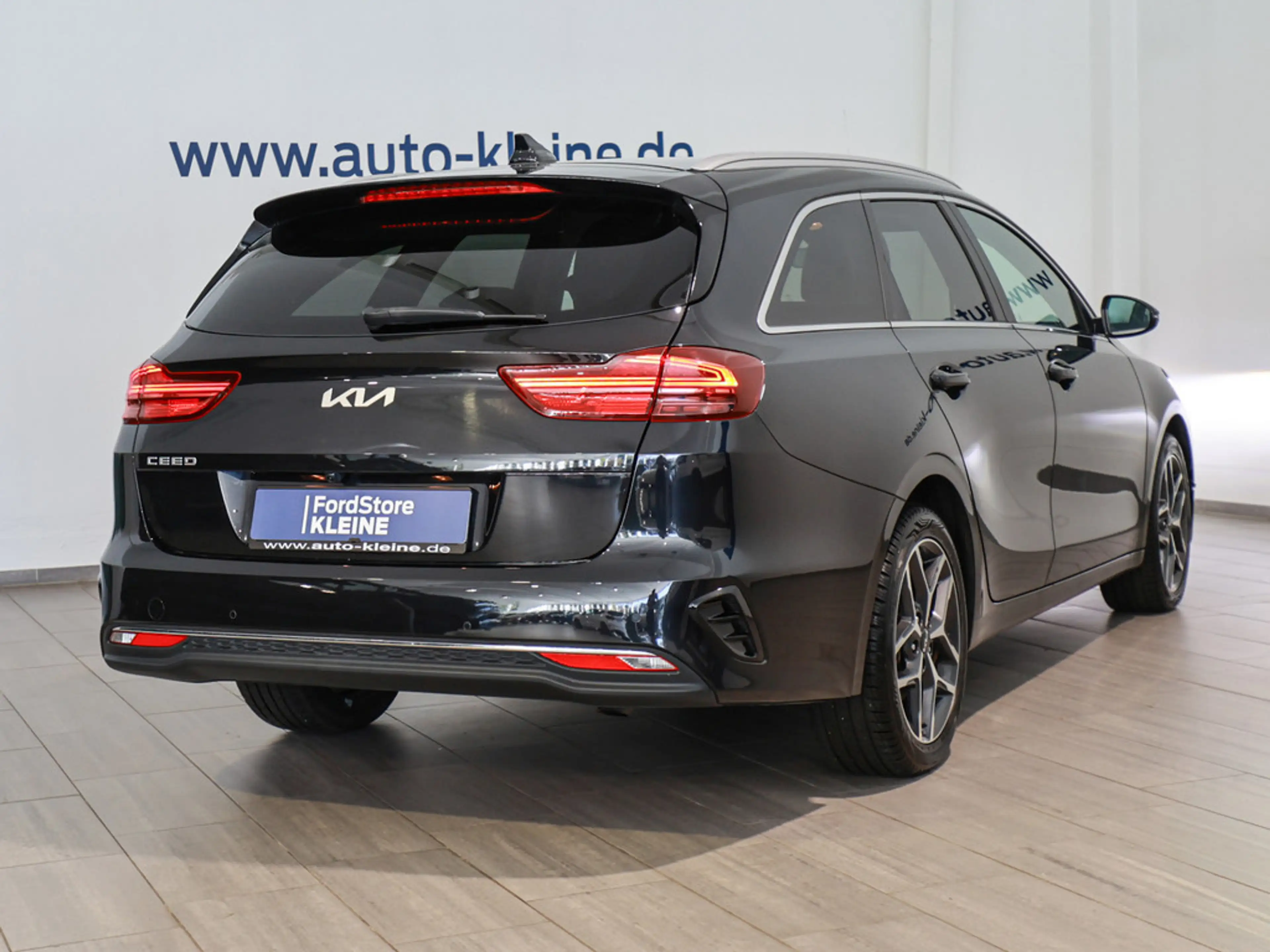 Kia Ceed / cee'd — photo 3