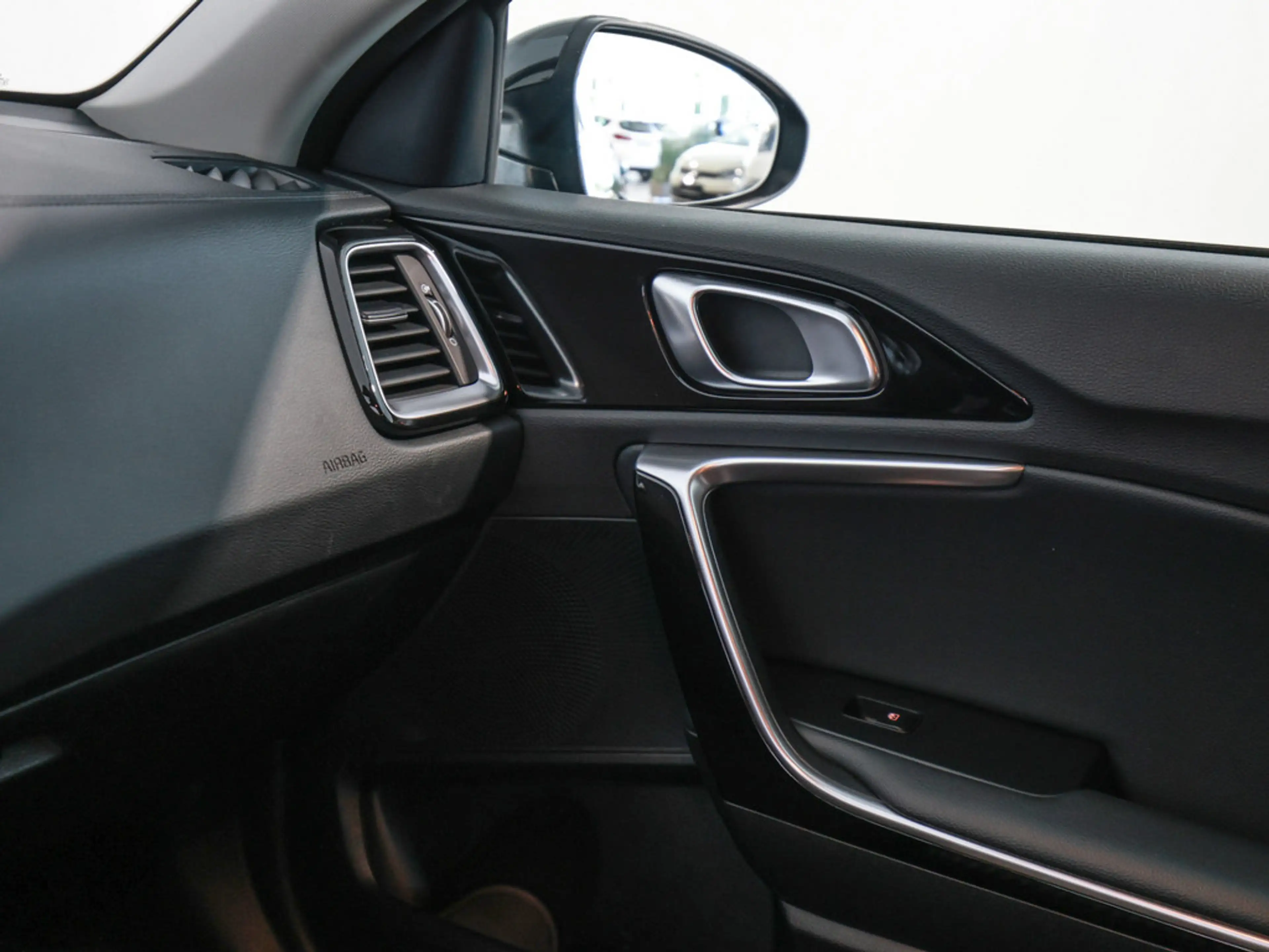Kia Ceed / cee'd — photo 15