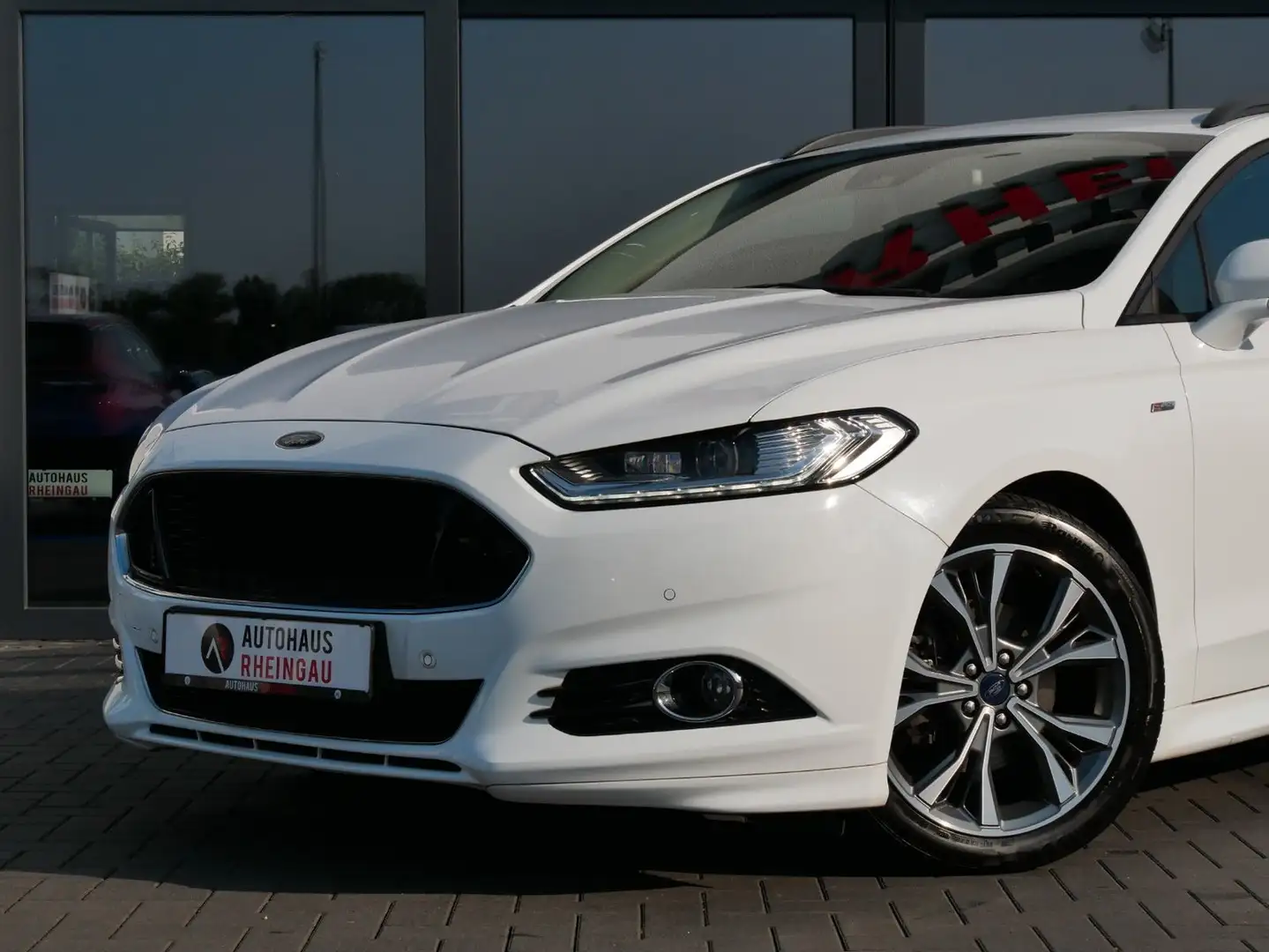 Ford Mondeo Turnier ST-Line PDC LED TEMP. Weiß - 2