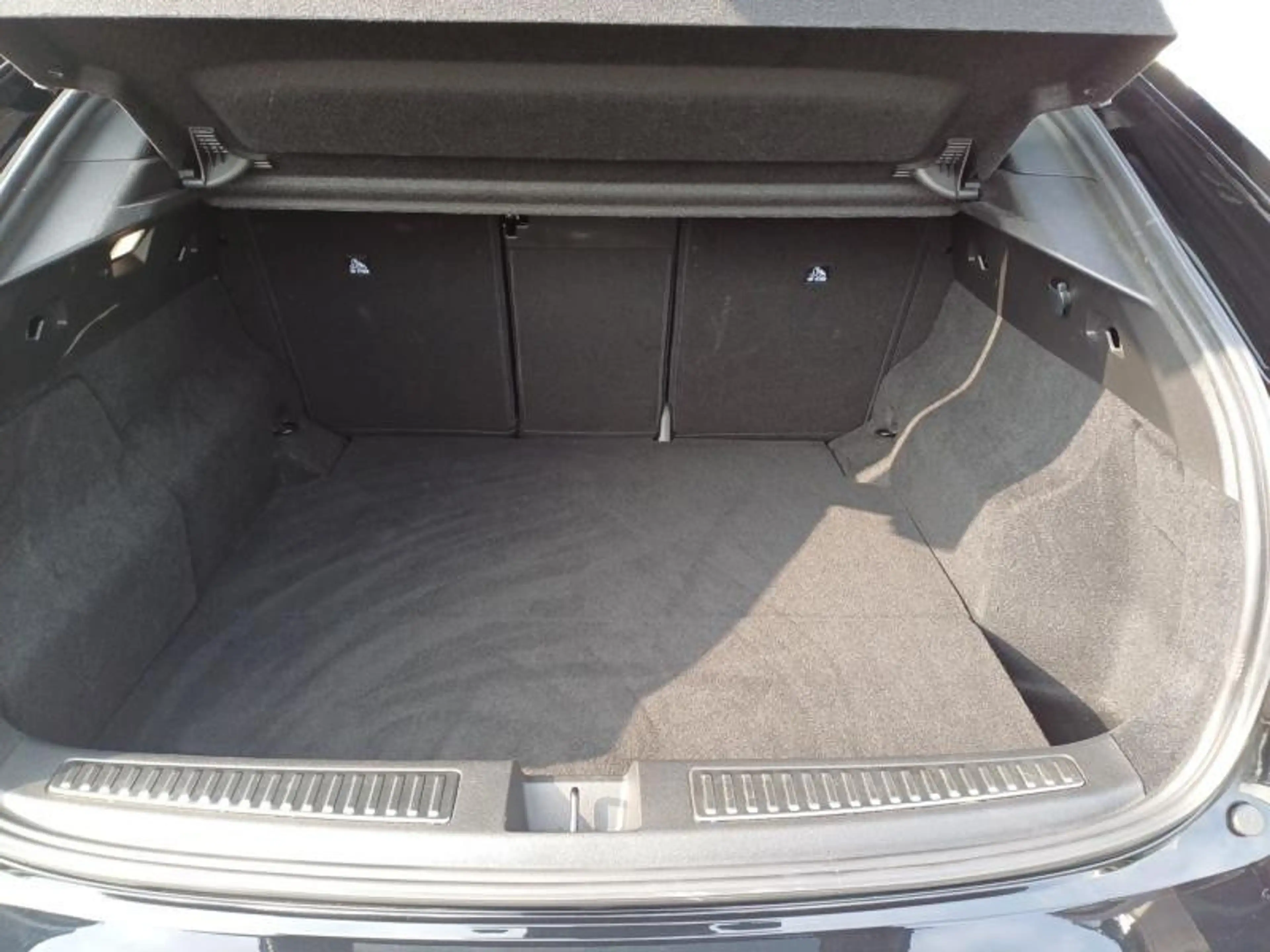 Renault Rafale 1.2 E-Tech Esprit Alpine E-Tech 4Control 200cv — photo 11