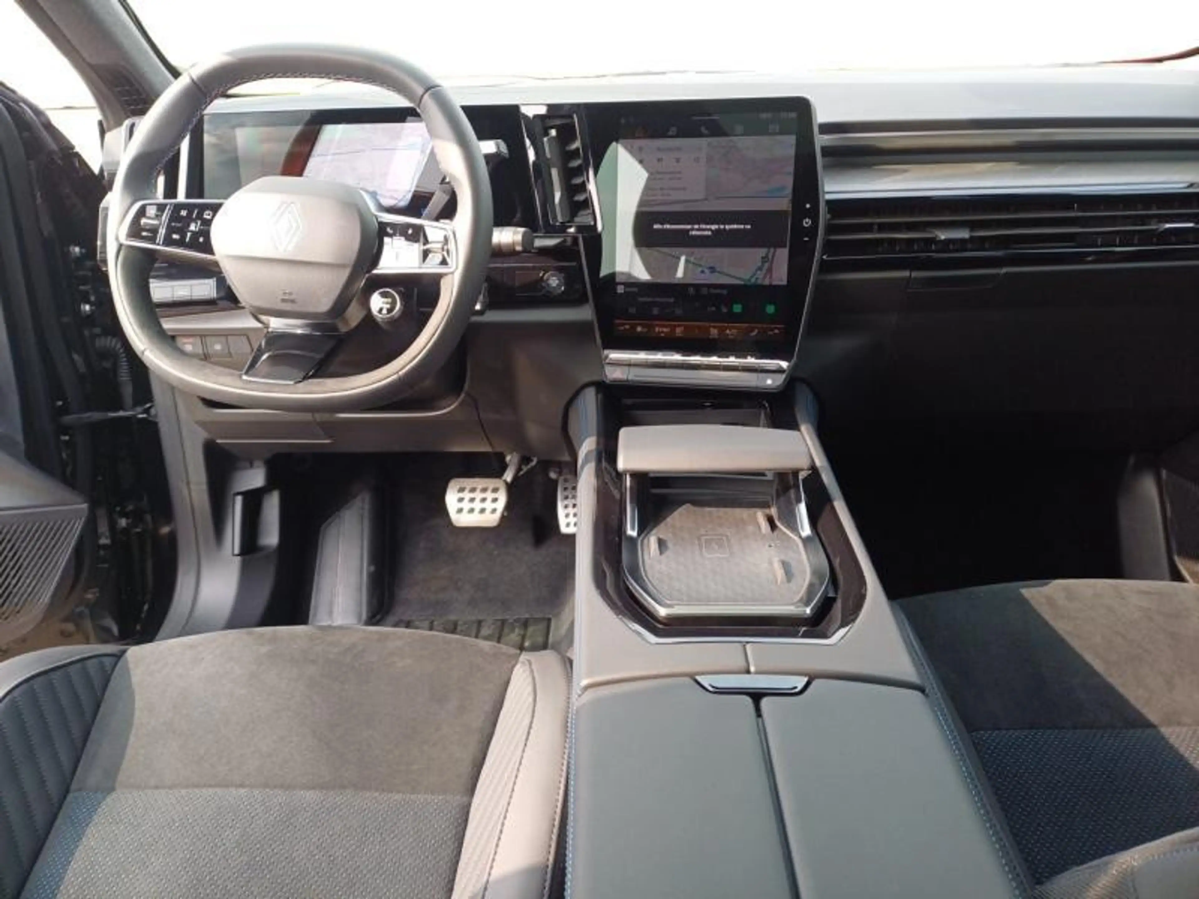 Renault Rafale 1.2 E-Tech Esprit Alpine E-Tech 4Control 200cv — photo 8