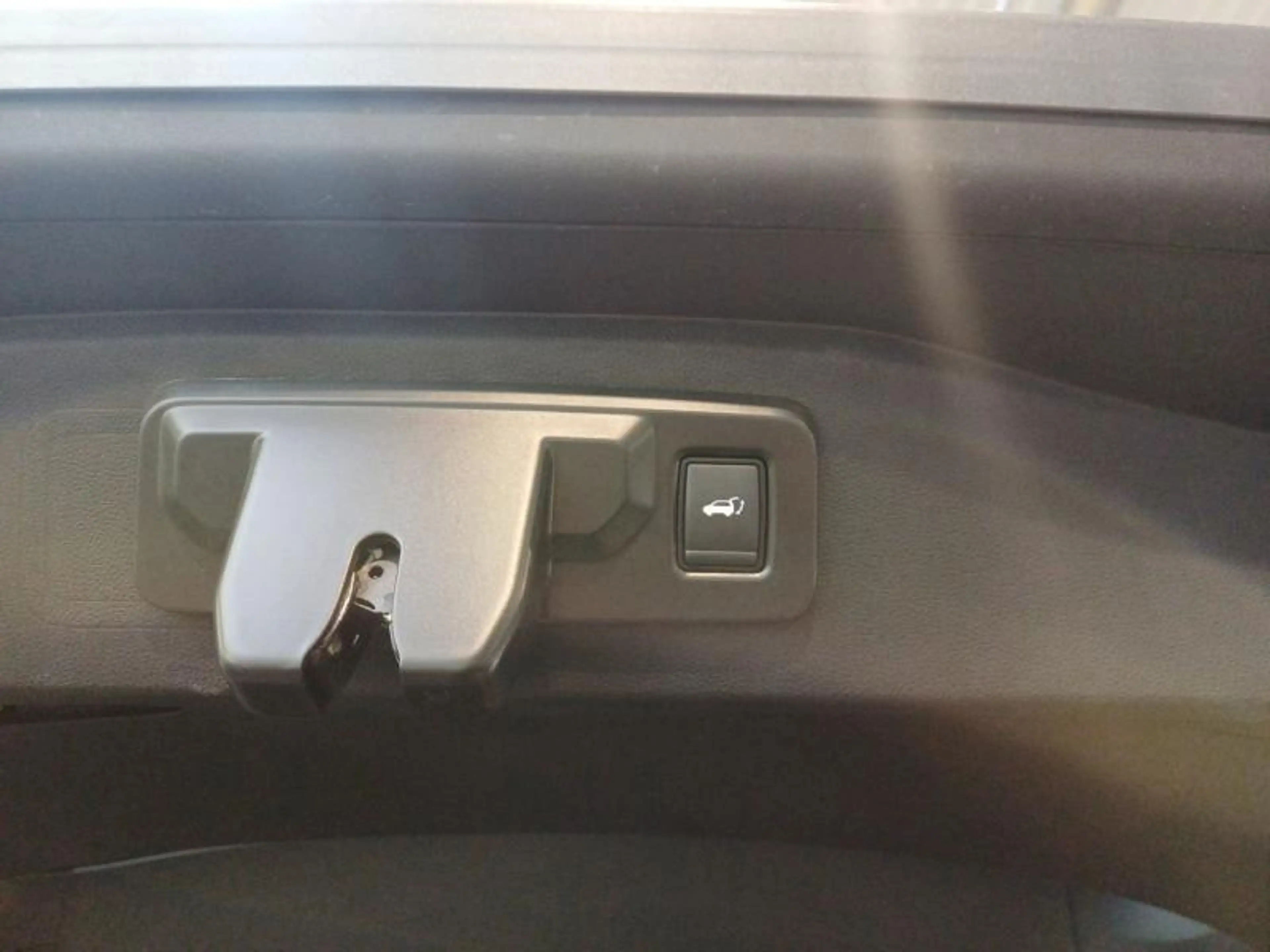 Renault Rafale 1.2 E-Tech Esprit Alpine E-Tech 4Control 200cv — photo 13