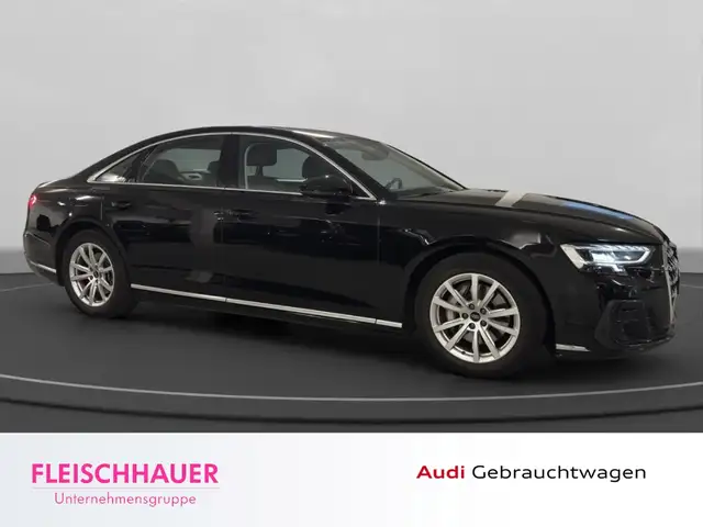 Audi A8 view 9