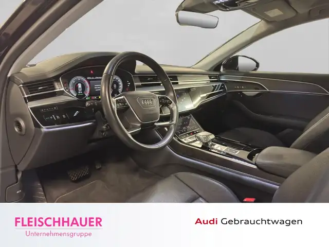 Audi A8 view 10