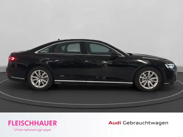 Audi A8 view 8