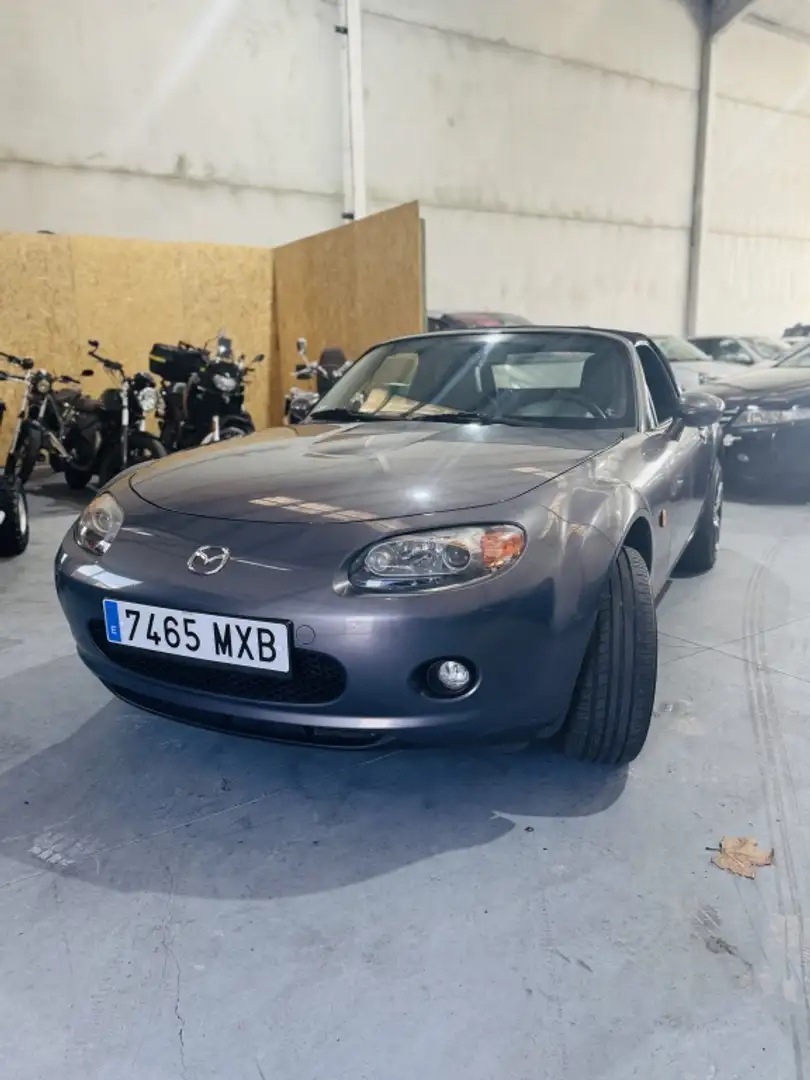 Mazda MX-5 Roadster Coupé 2.0 Sportive Gris - 2