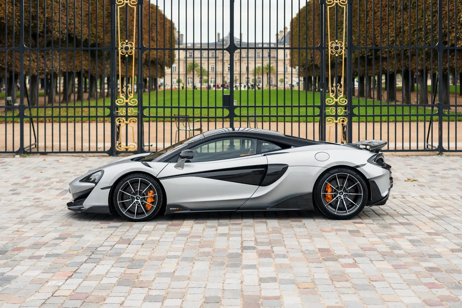 McLaren 600LT Coupe V8 3.8 600 ch - full carbon, PPF, 5 100 kms Silber - 2