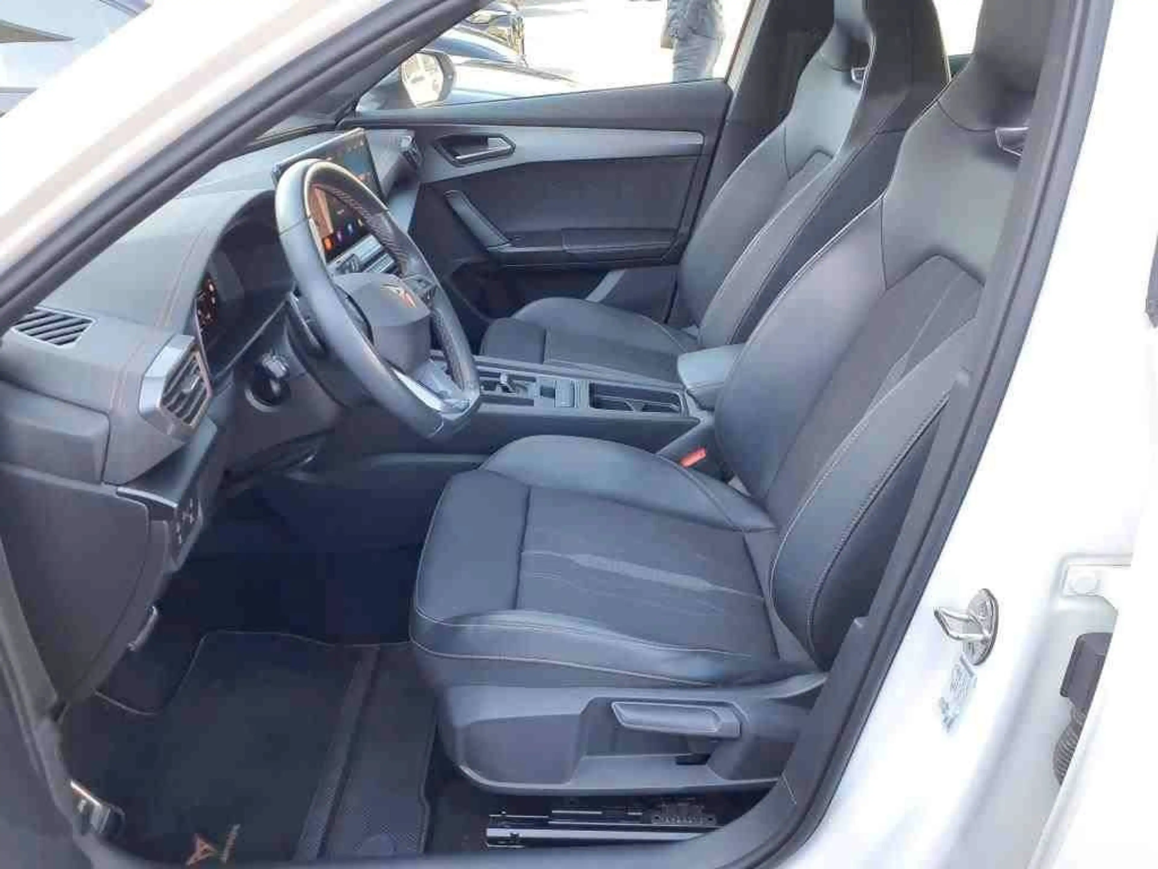 CUPRA Formentor VZ 1.4e/TSI Navi SHZ ACC LED PDC Alu — photo 5