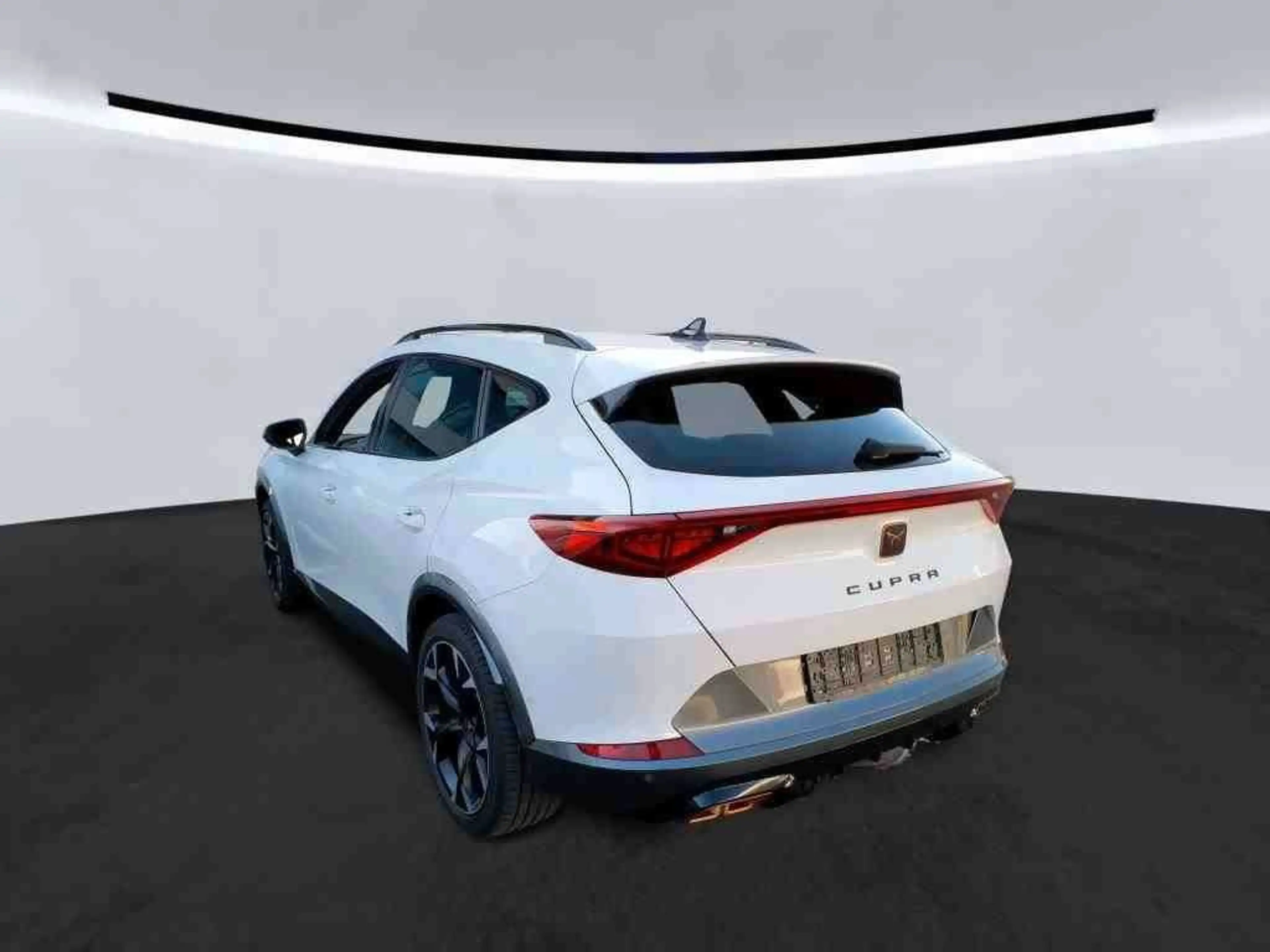 CUPRA Formentor VZ 1.4e/TSI Navi SHZ ACC LED PDC Alu — photo 4