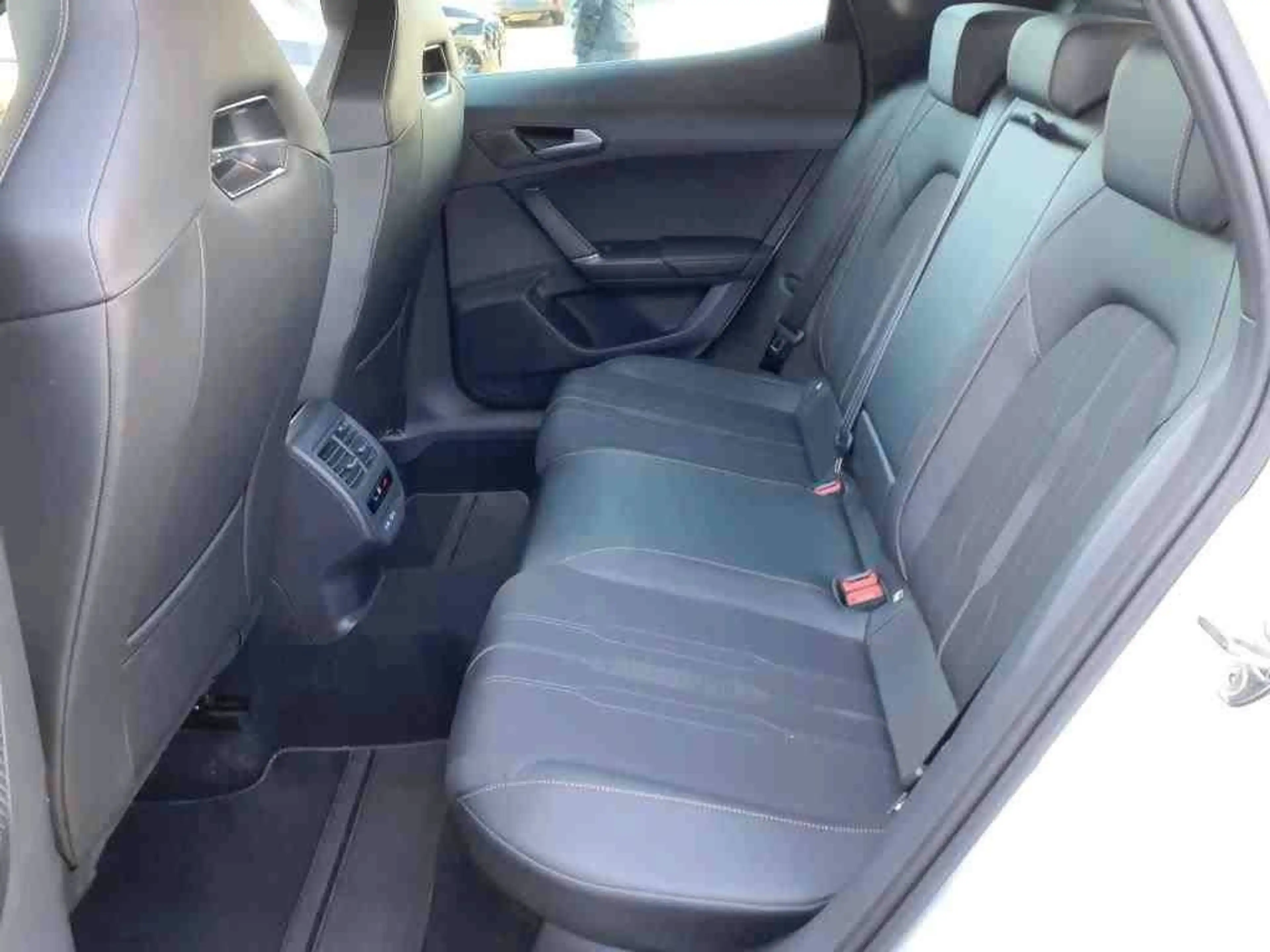 CUPRA Formentor VZ 1.4e/TSI Navi SHZ ACC LED PDC Alu — photo 6