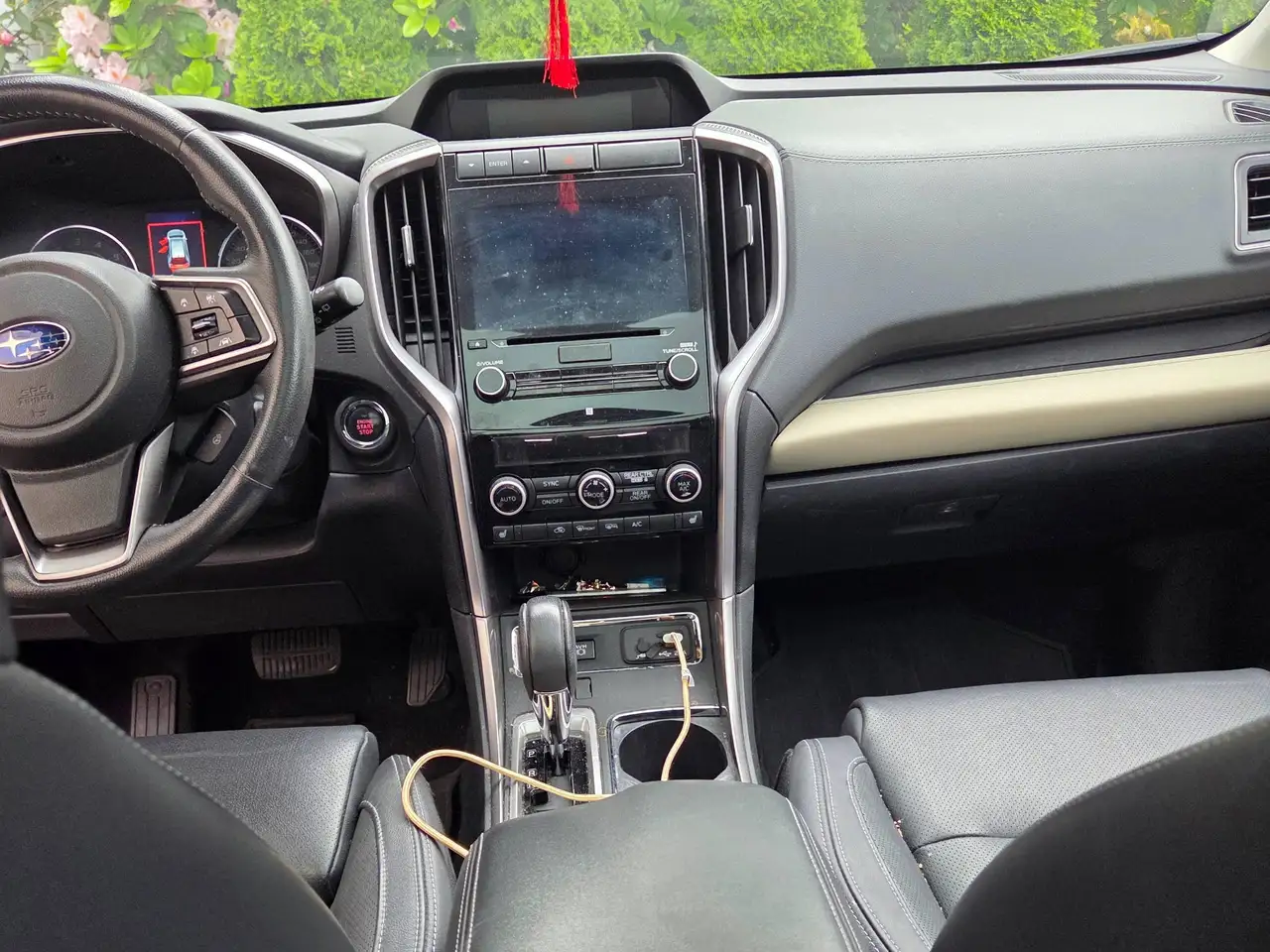 Subaru Ascent снимка Subaru Ascent
