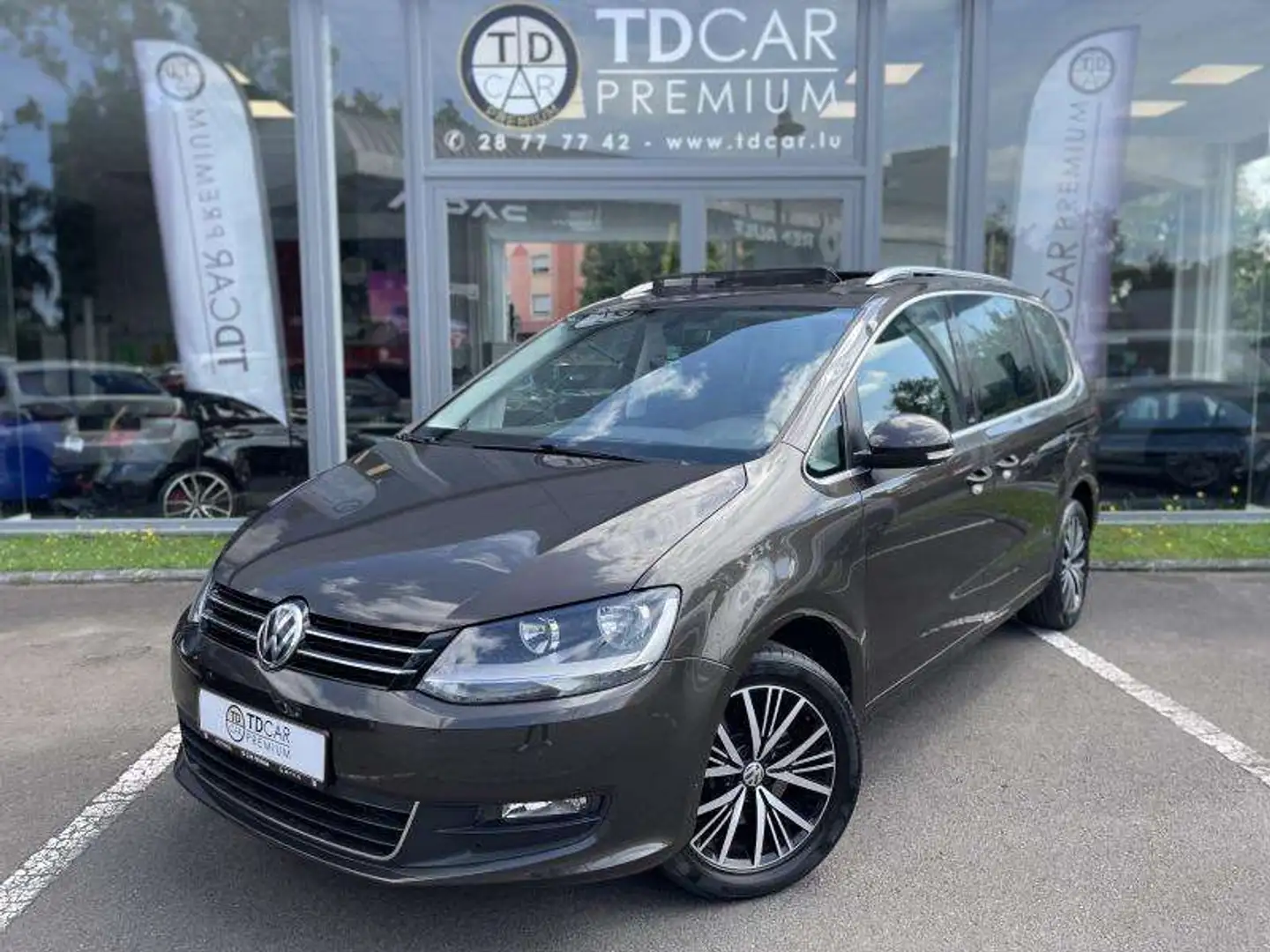 Volkswagen Sharan Sharan 2.0 Tdi 150 DSG Allstar Marrón - 1