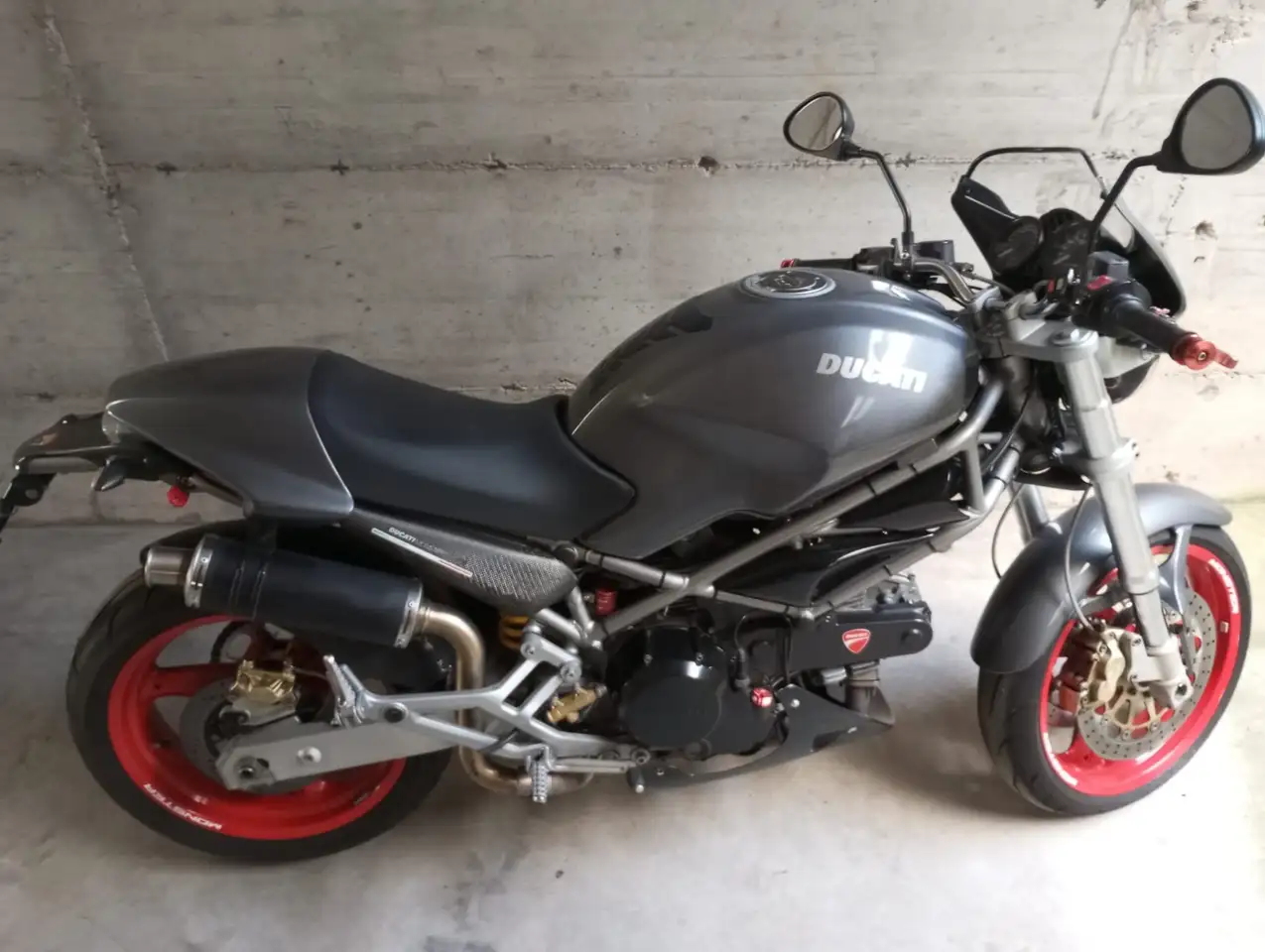 Ducati Monster 620