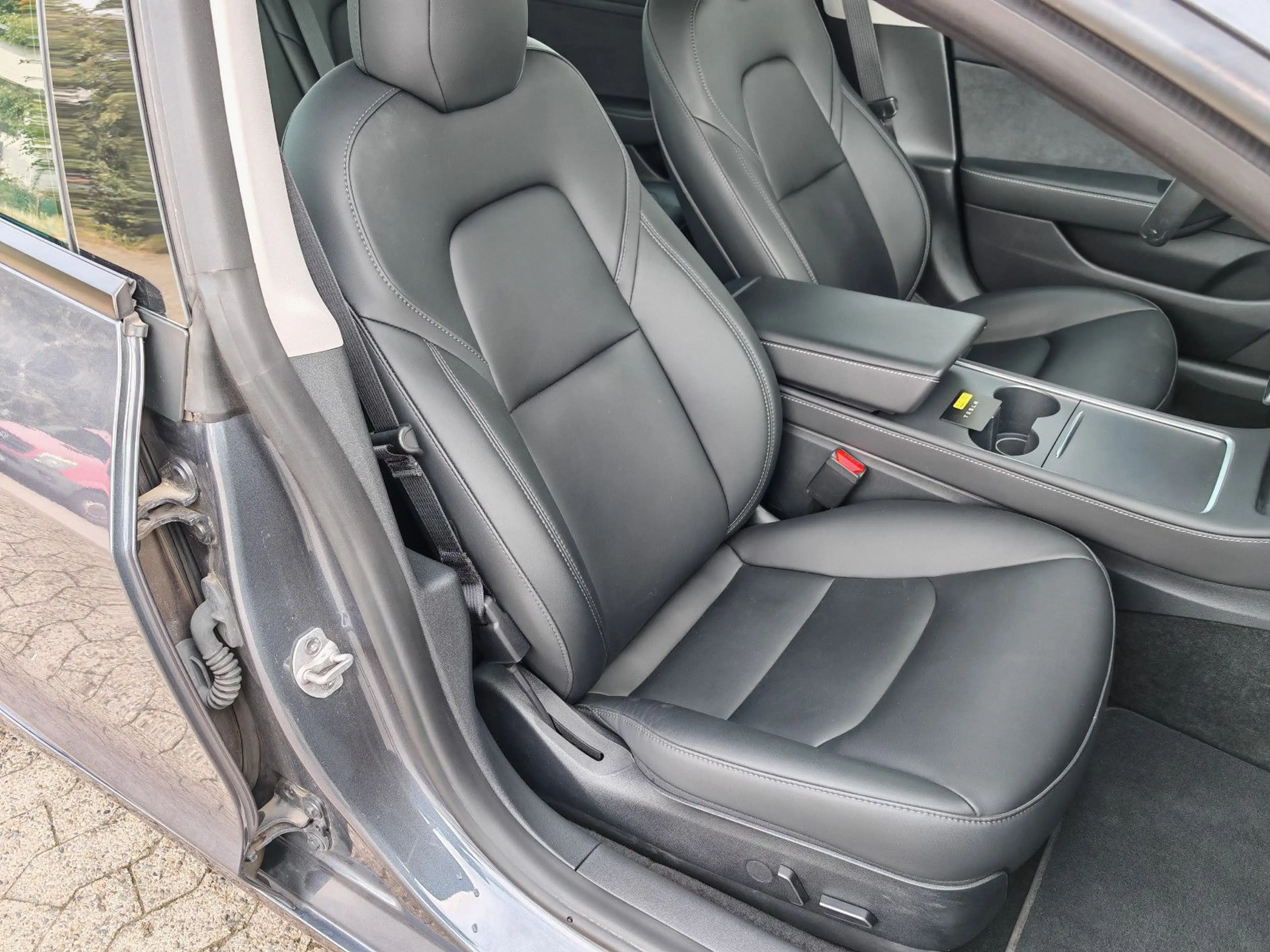Tesla Model 3 Long Range RWD | EAP | AHK | SoH 92,1% — photo 6