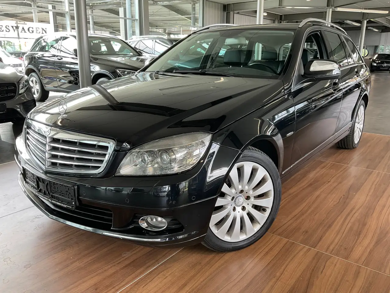 Mercedes-Benz C 320