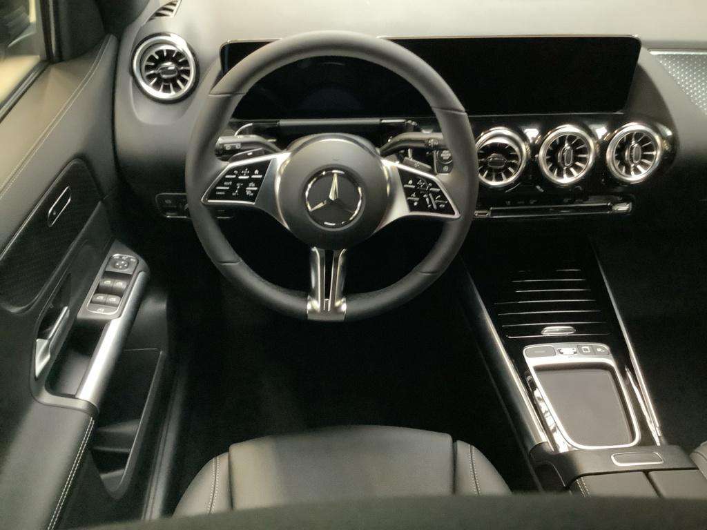 Mercedes-Benz GLA 220