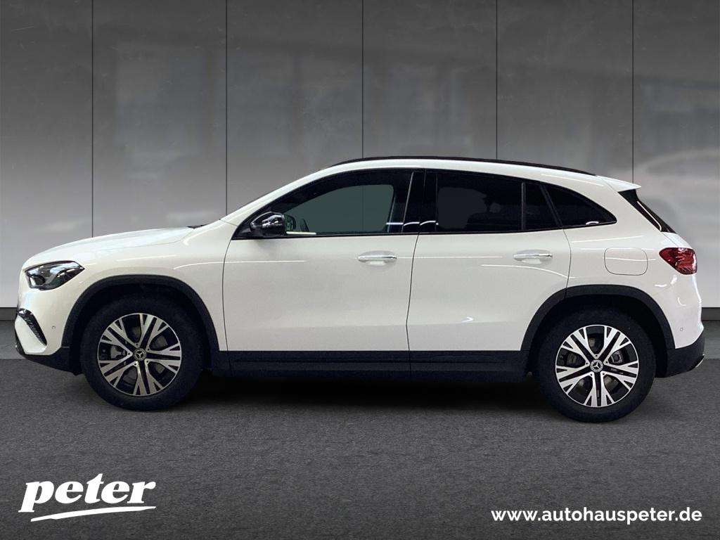 Mercedes-Benz GLA 220